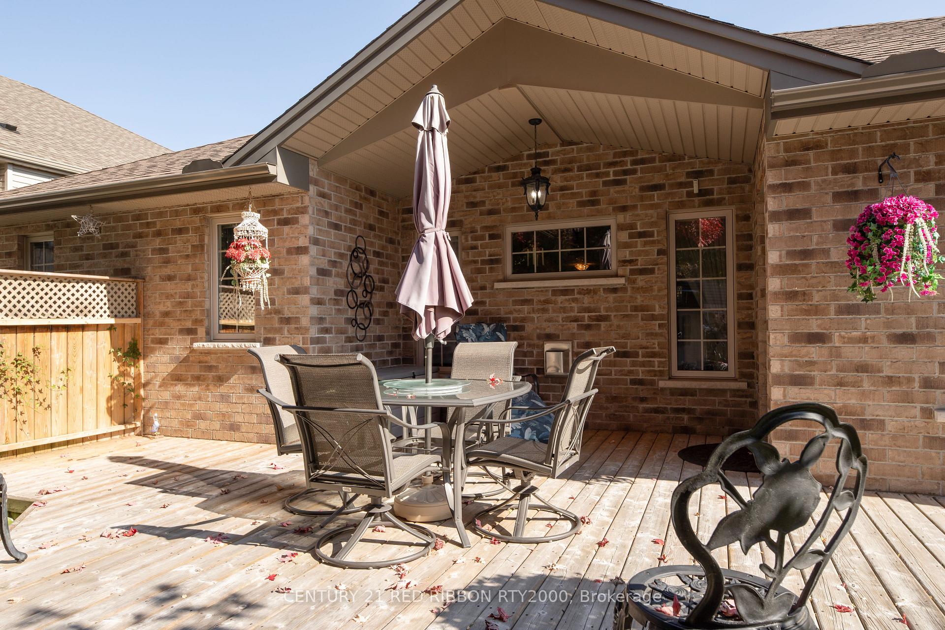 Photo 33 of 132 Deborah Drive, Strathroy-Caradoc, NE — HOMEH