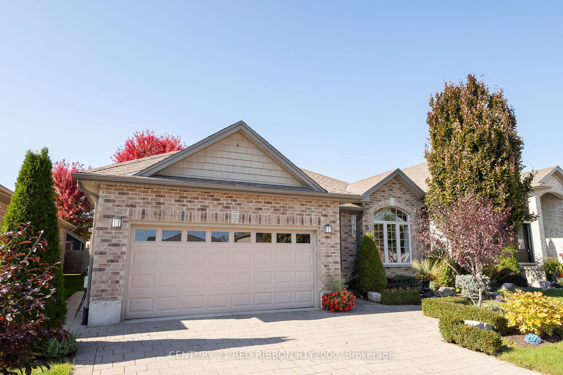 Photo 40 of 132 Deborah Drive, Strathroy-Caradoc, NE — HOMEH