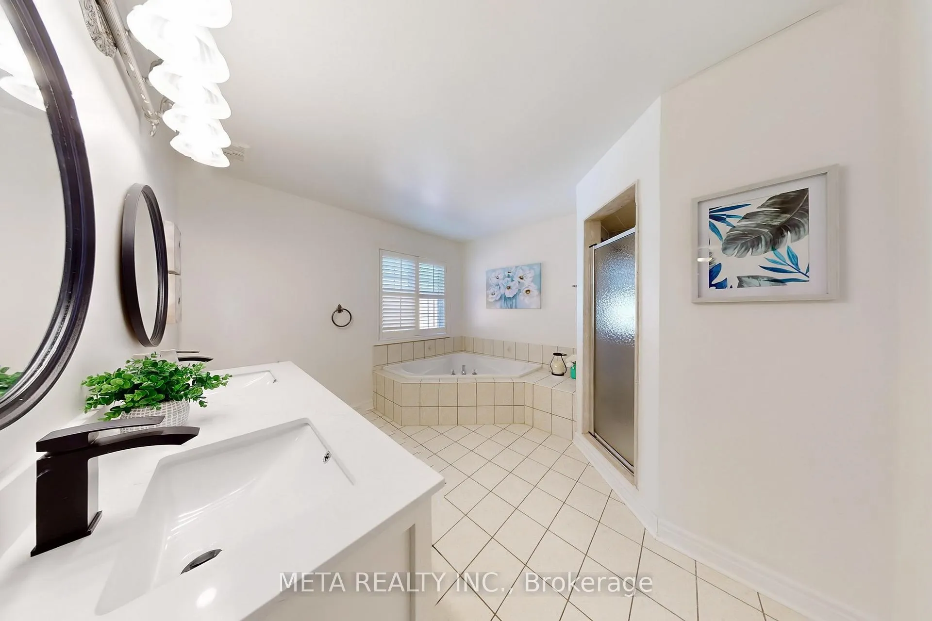 Photo 18 of 188 Willis Drive, Aurora, Aurora Highlands — HOMEH