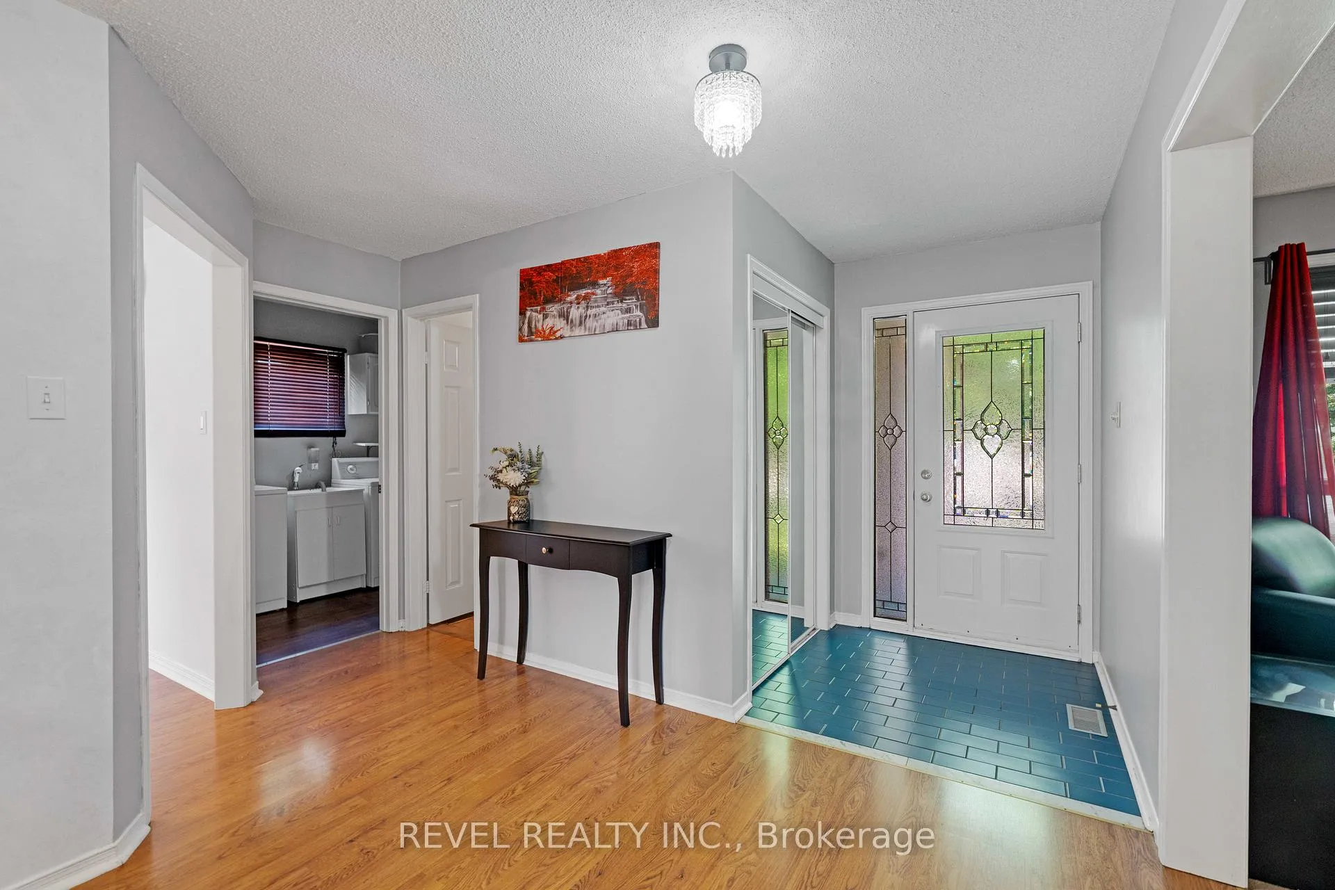 Photo 2 of 42 Deer Valley Drive, Caledon, Bolton West — HOMEH