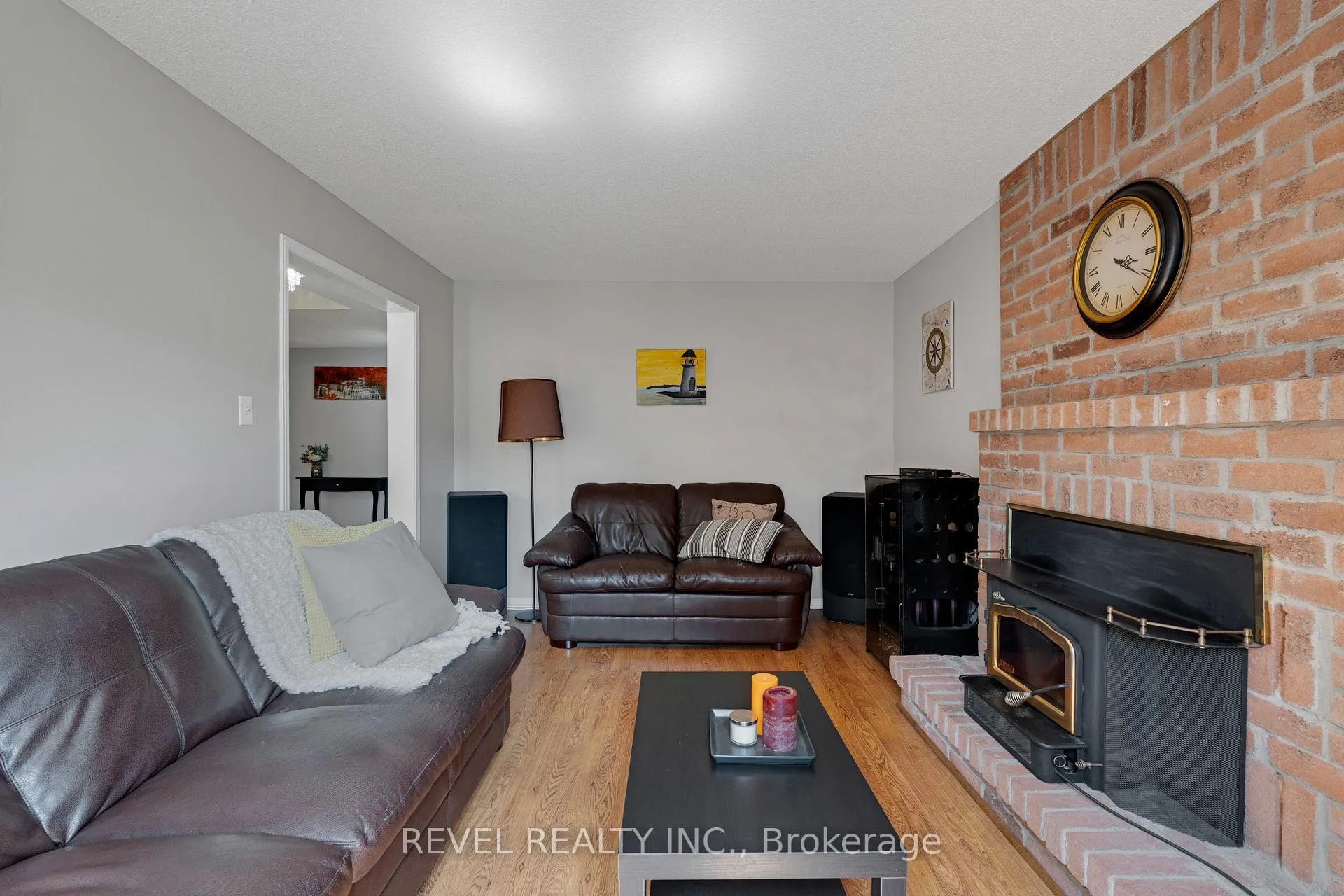 Photo 7 of 42 Deer Valley Drive, Caledon, Bolton West — HOMEH