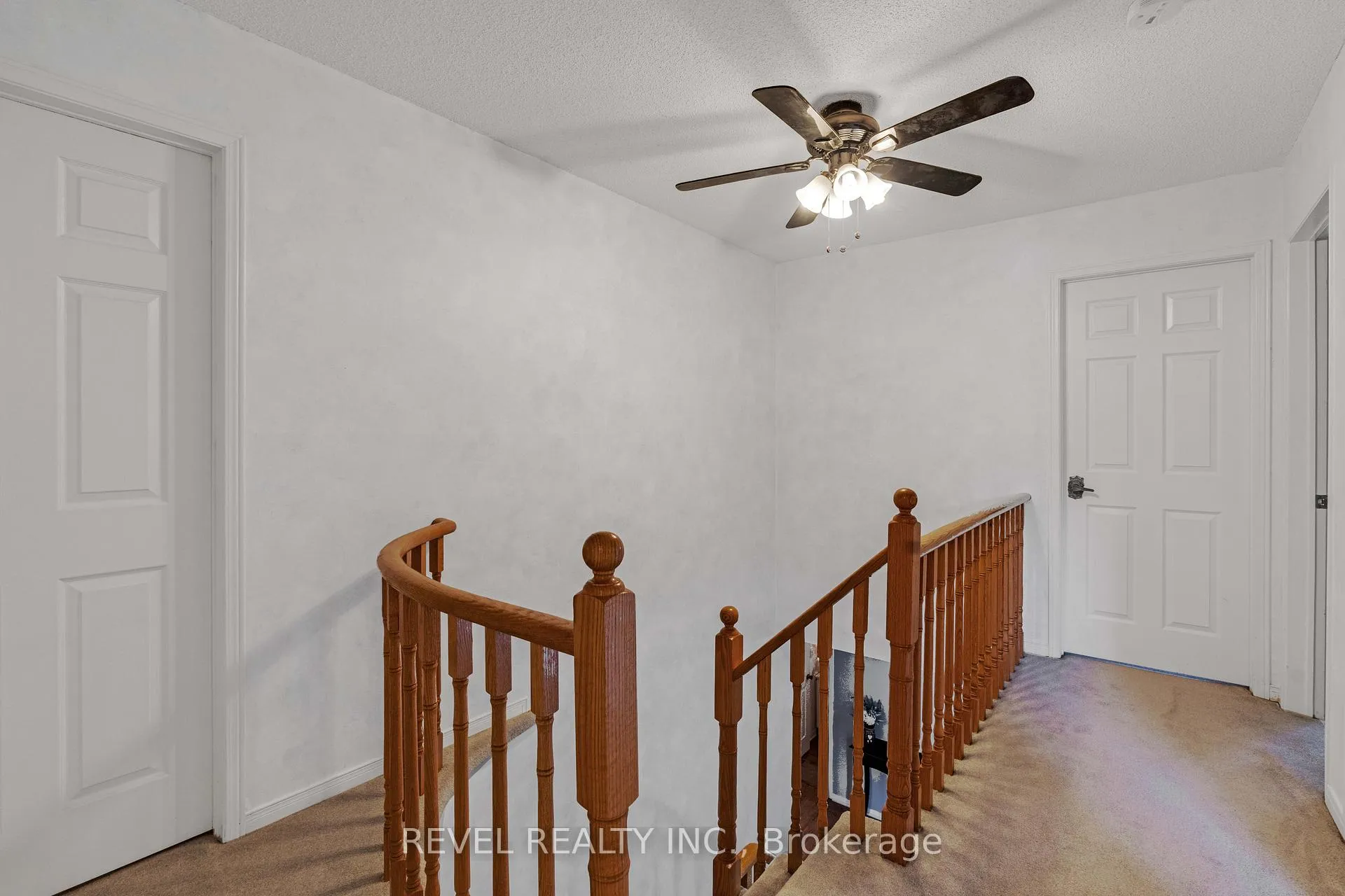 Photo 15 of 42 Deer Valley Drive, Caledon, Bolton West — HOMEH