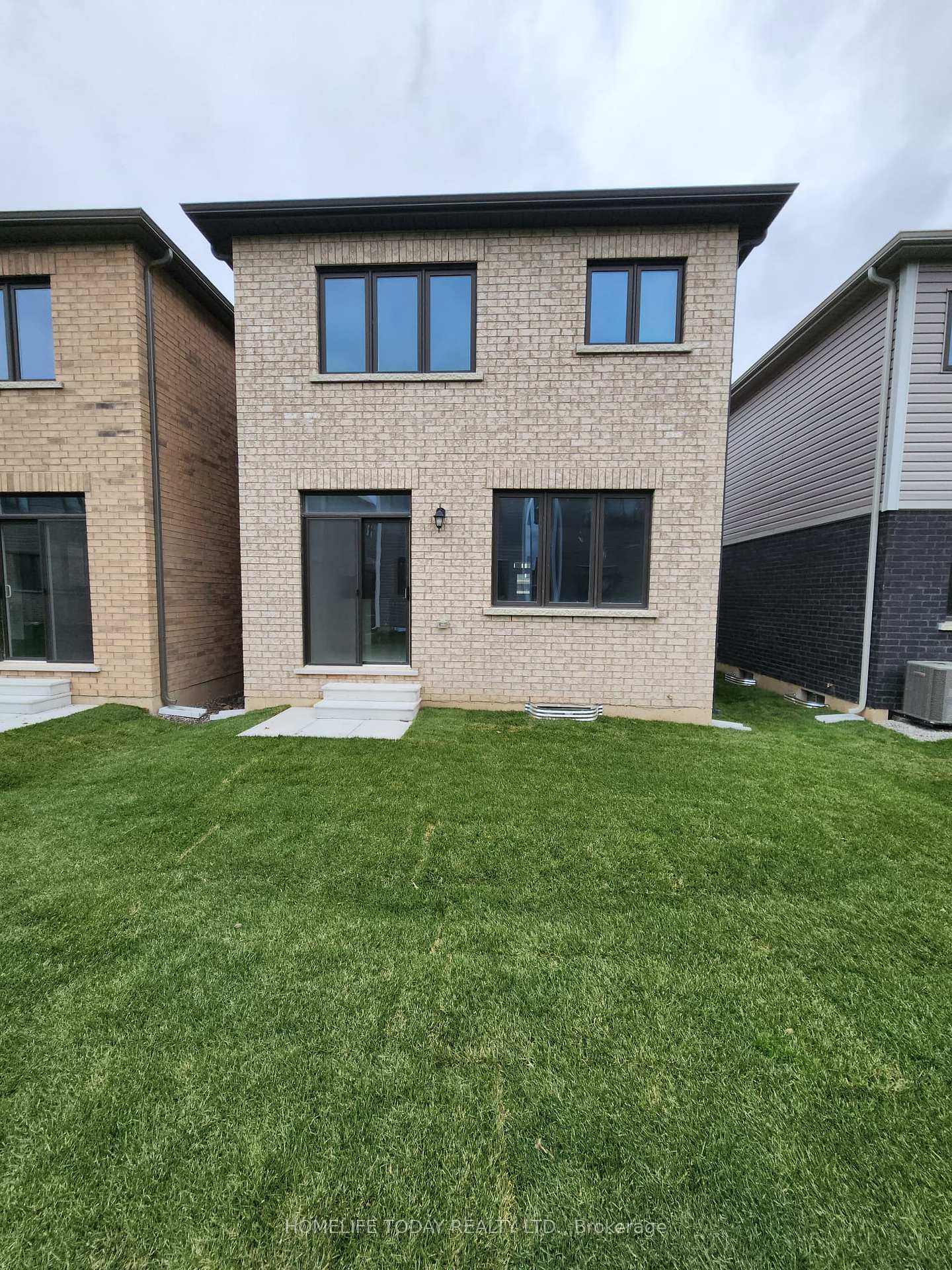 Photo 2 of 41 Selection Heights, Thorold, Rolling Meadows — HOMEH