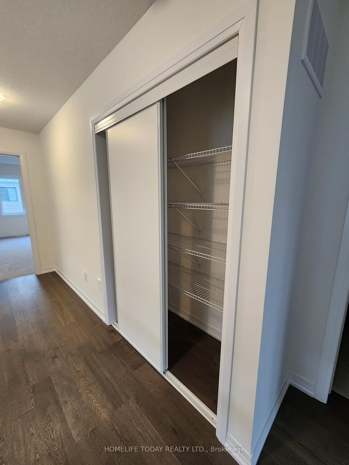 Photo 18 of 41 Selection Heights, Thorold, Rolling Meadows — HOMEH