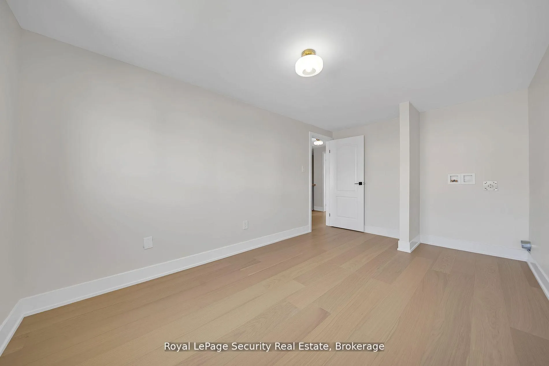 Photo 22 of 74 Andrea Lane, Vaughan, East Woodbridge — HOMEH
