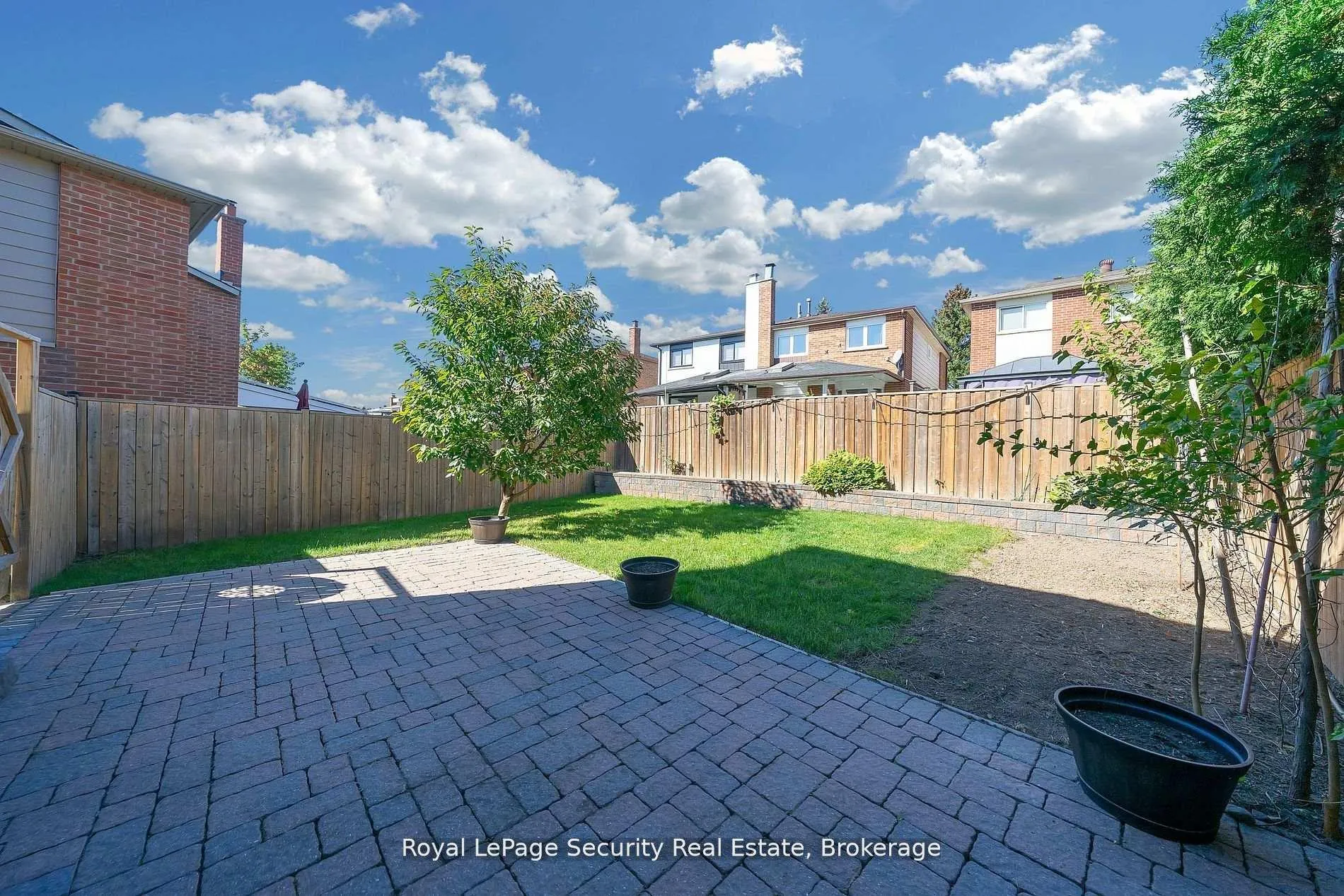 Photo 34 of 74 Andrea Lane, Vaughan, East Woodbridge — HOMEH