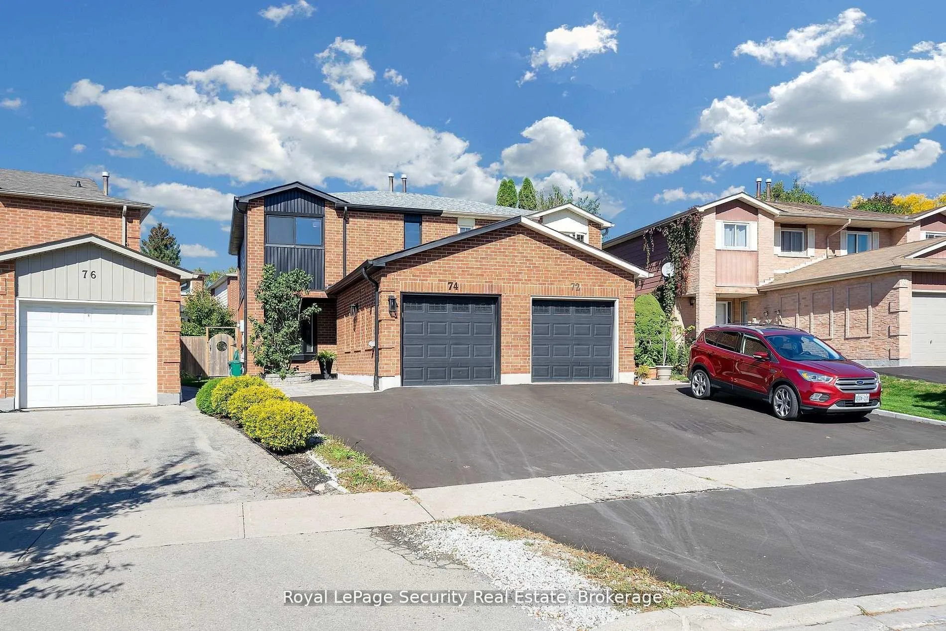 Photo 40 of 74 Andrea Lane, Vaughan, East Woodbridge — HOMEH
