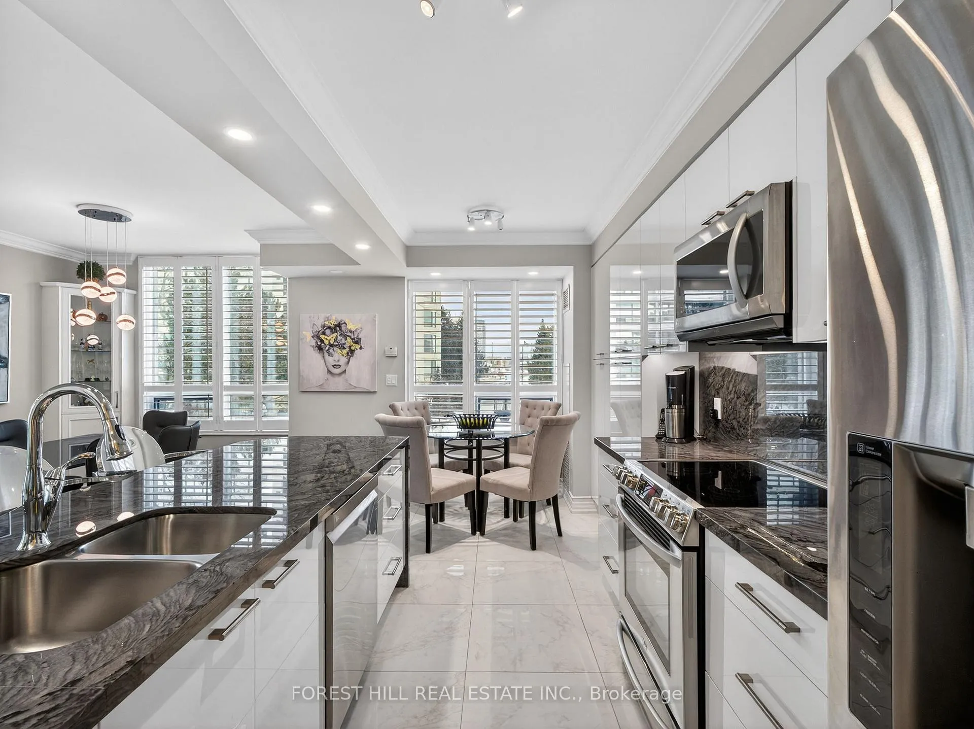 Photo 1 of Unit 206, 100 Promenade Circle, Vaughan, Brownridge — HOMEH