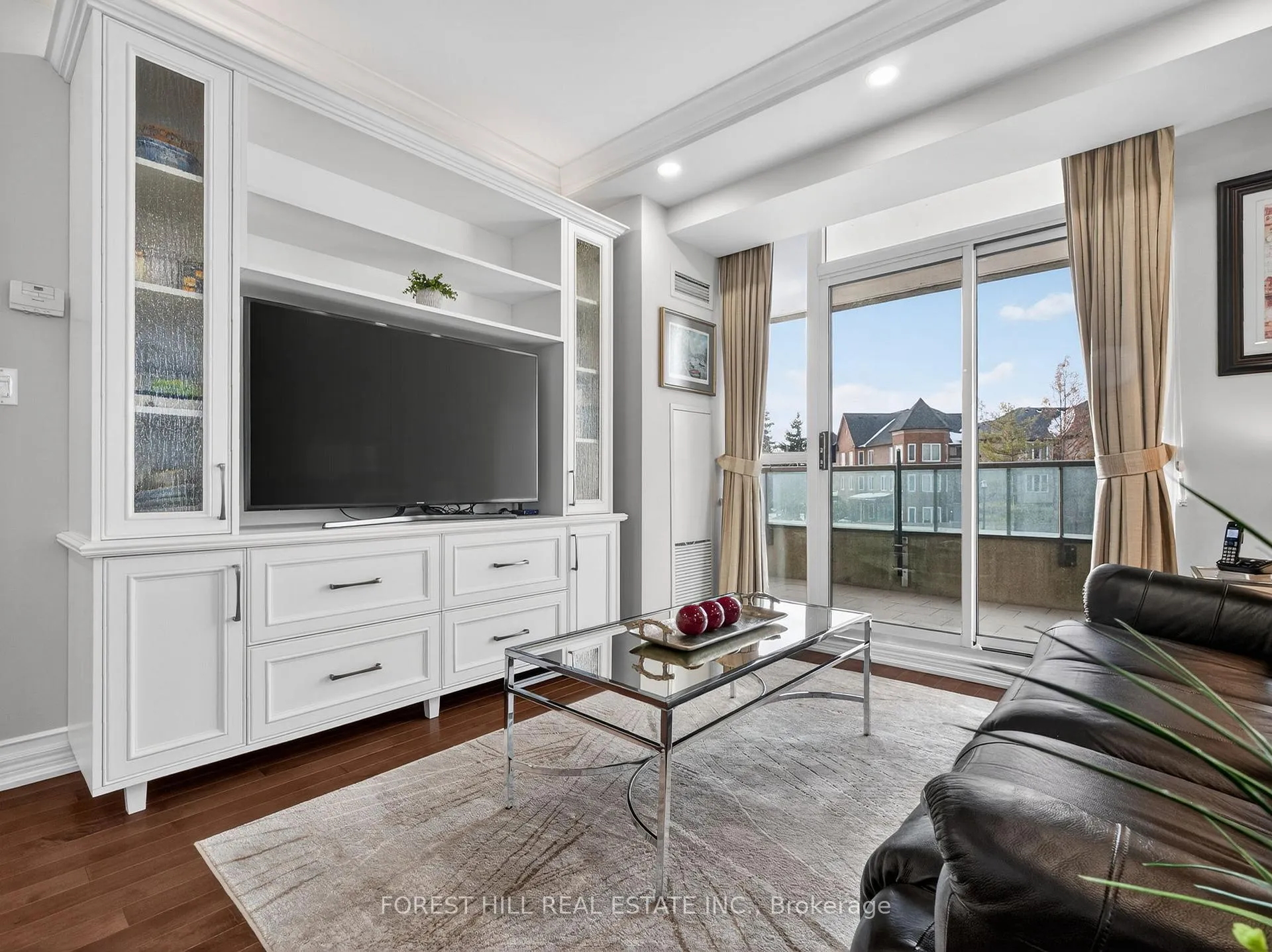 Photo 14 of Unit 206, 100 Promenade Circle, Vaughan, Brownridge — HOMEH