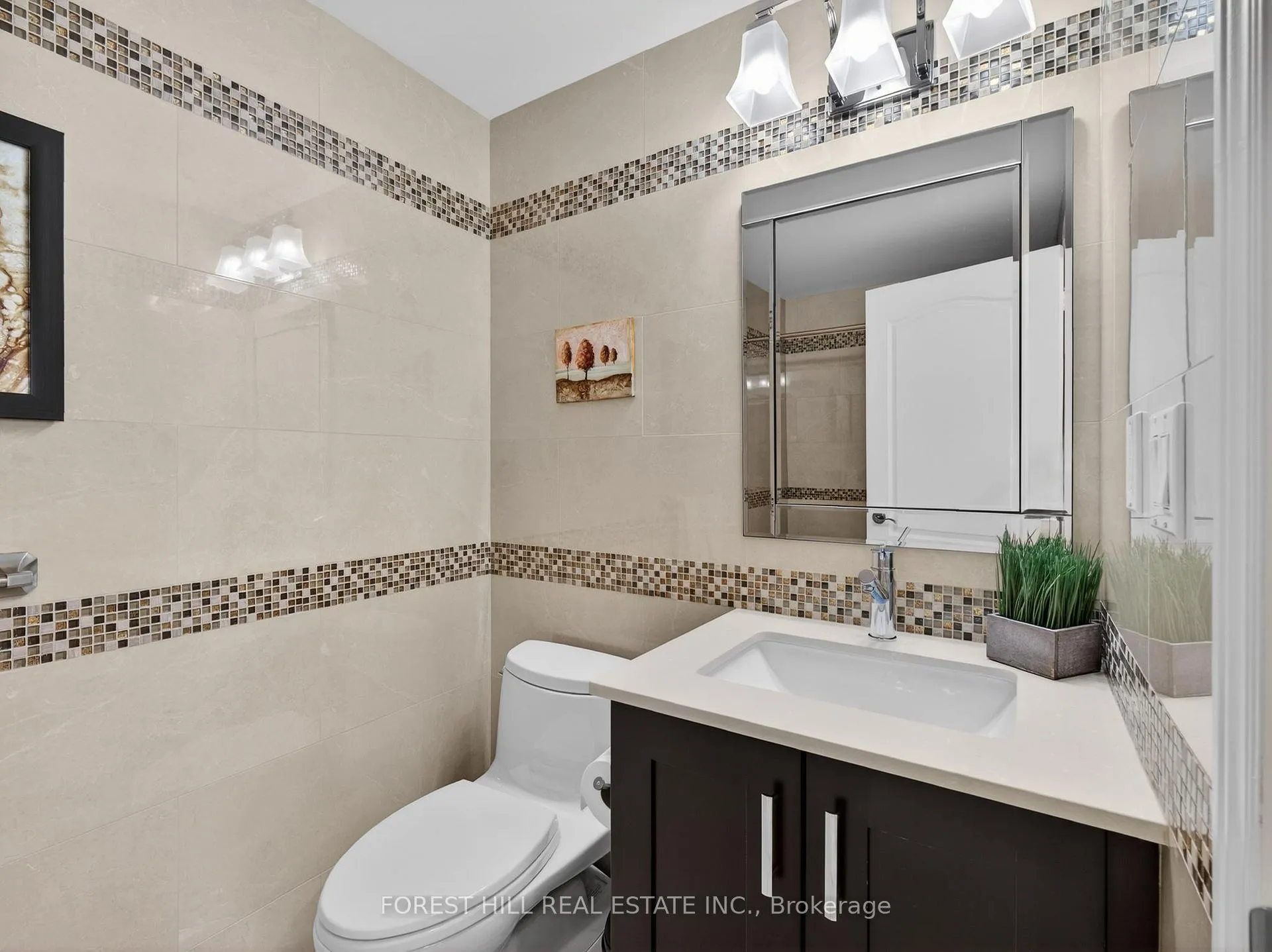 Photo 23 of Unit 206, 100 Promenade Circle, Vaughan, Brownridge — HOMEH