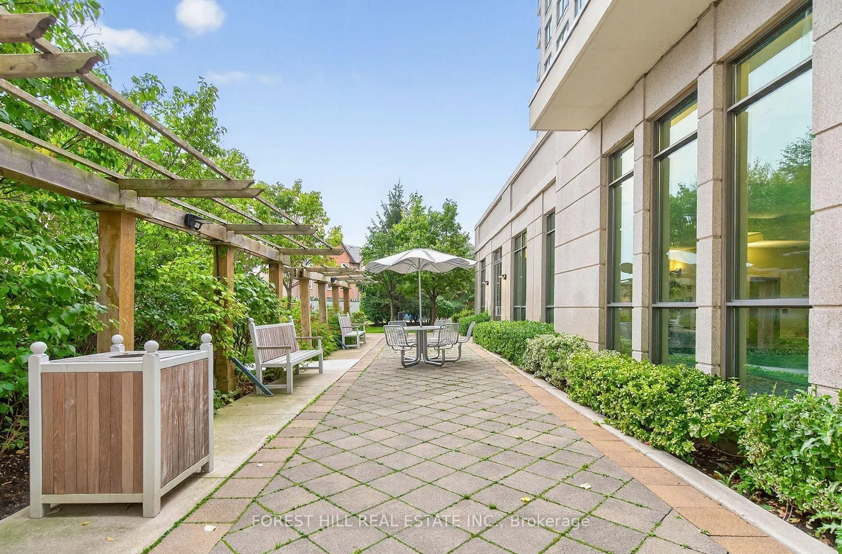 Photo 32 of Unit 206, 100 Promenade Circle, Vaughan, Brownridge — HOMEH