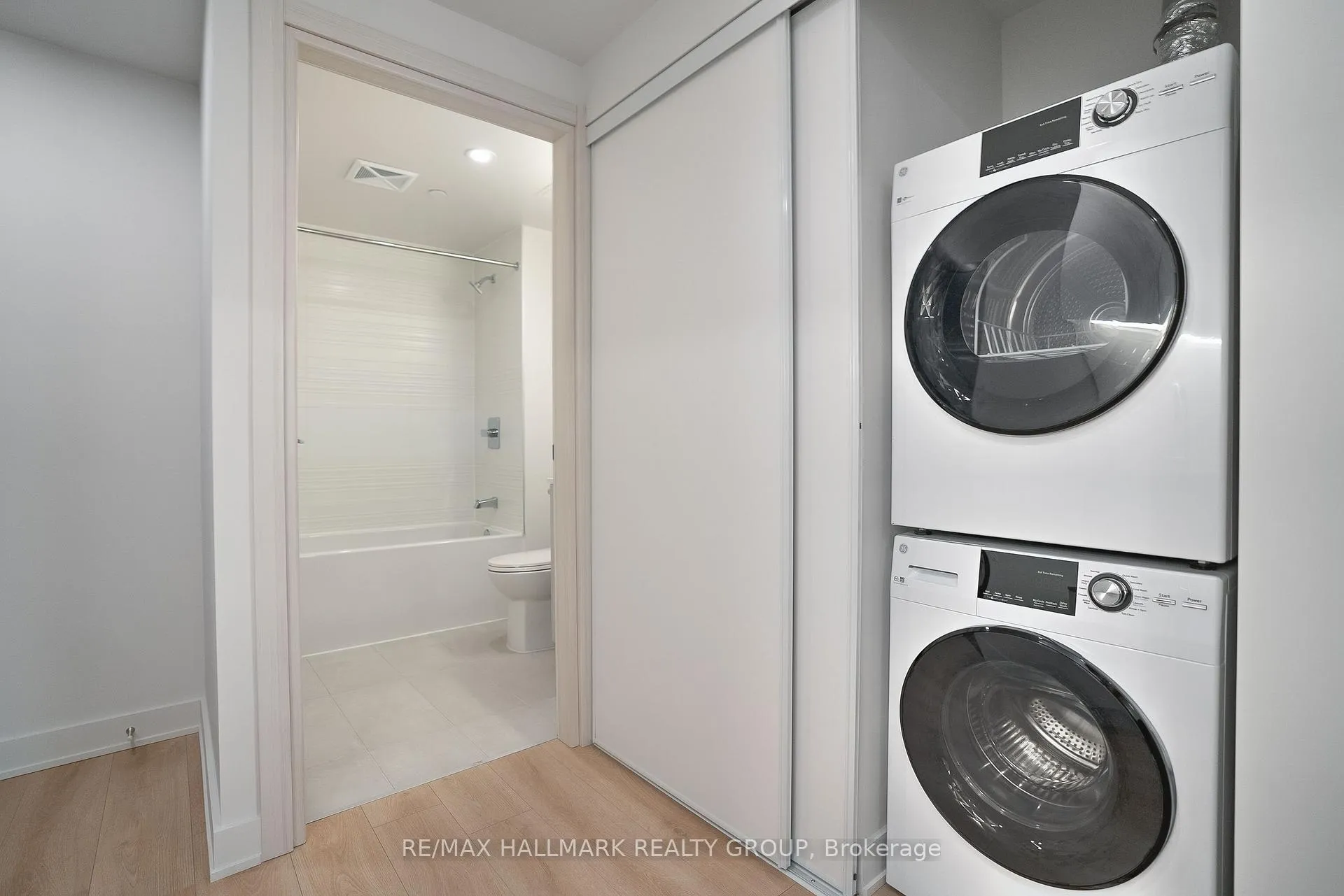 Photo 11 of Unit 2214, 199 Rideau Street, Ottawa, Lower Town/Byward Market — HOMEH