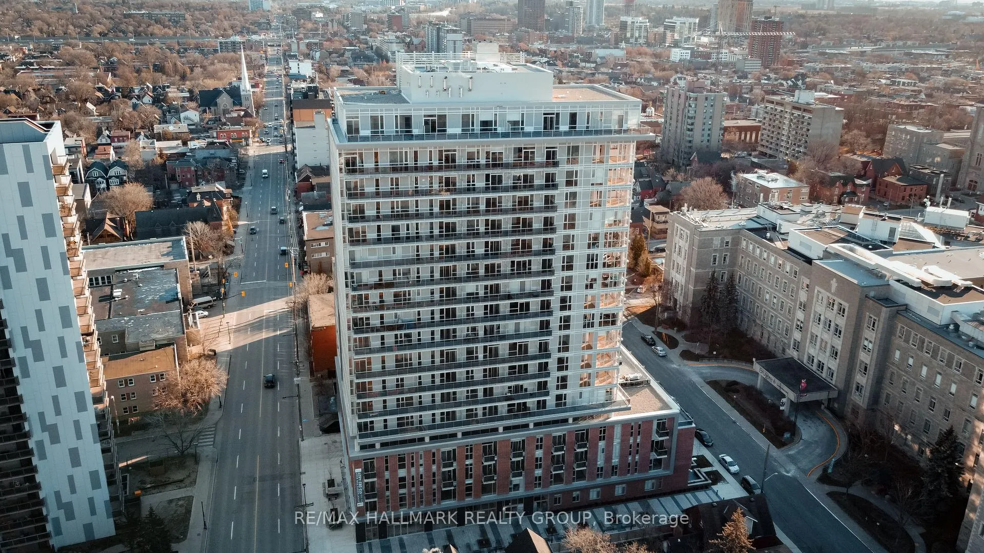 Photo 1 of Unit 303, 192 Bronson Avenue, Ottawa, West Centre Town — HOMEH