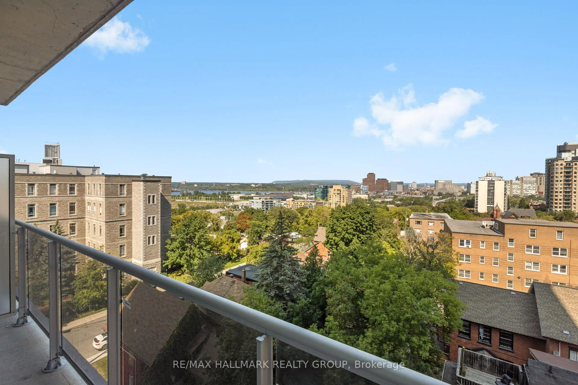 Photo 11 of Unit 303, 192 Bronson Avenue, Ottawa, West Centre Town — HOMEH
