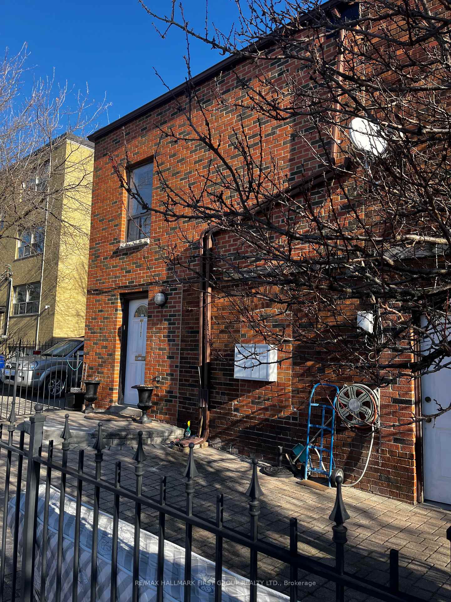 Photo 1 of Unit Upper U, 468 Mortimer Avenue, Toronto, Danforth Village-East York — HOMEH