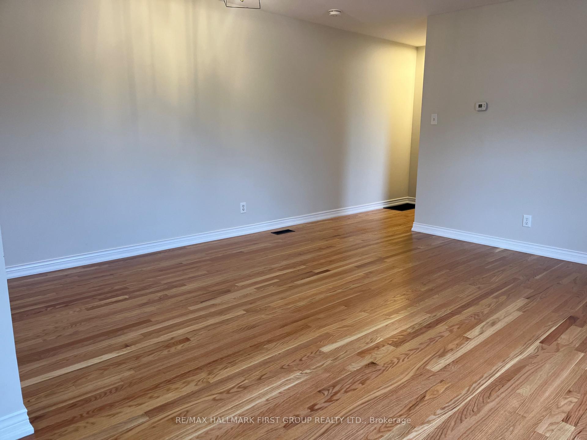 Photo 9 of Unit Upper U, 468 Mortimer Avenue, Toronto, Danforth Village-East York — HOMEH