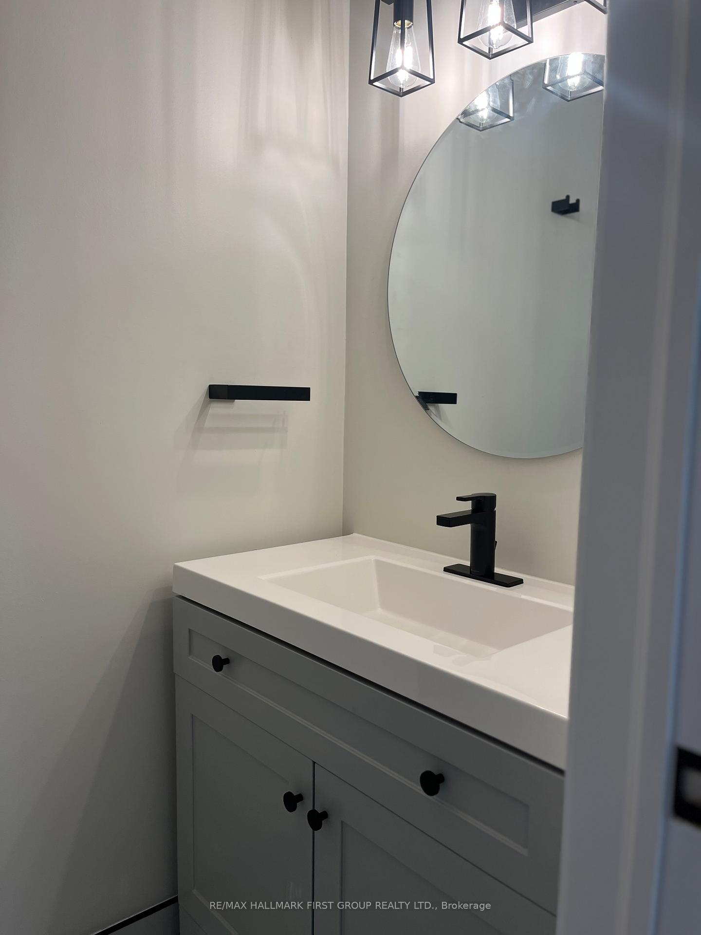 Photo 13 of Unit Upper U, 468 Mortimer Avenue, Toronto, Danforth Village-East York — HOMEH