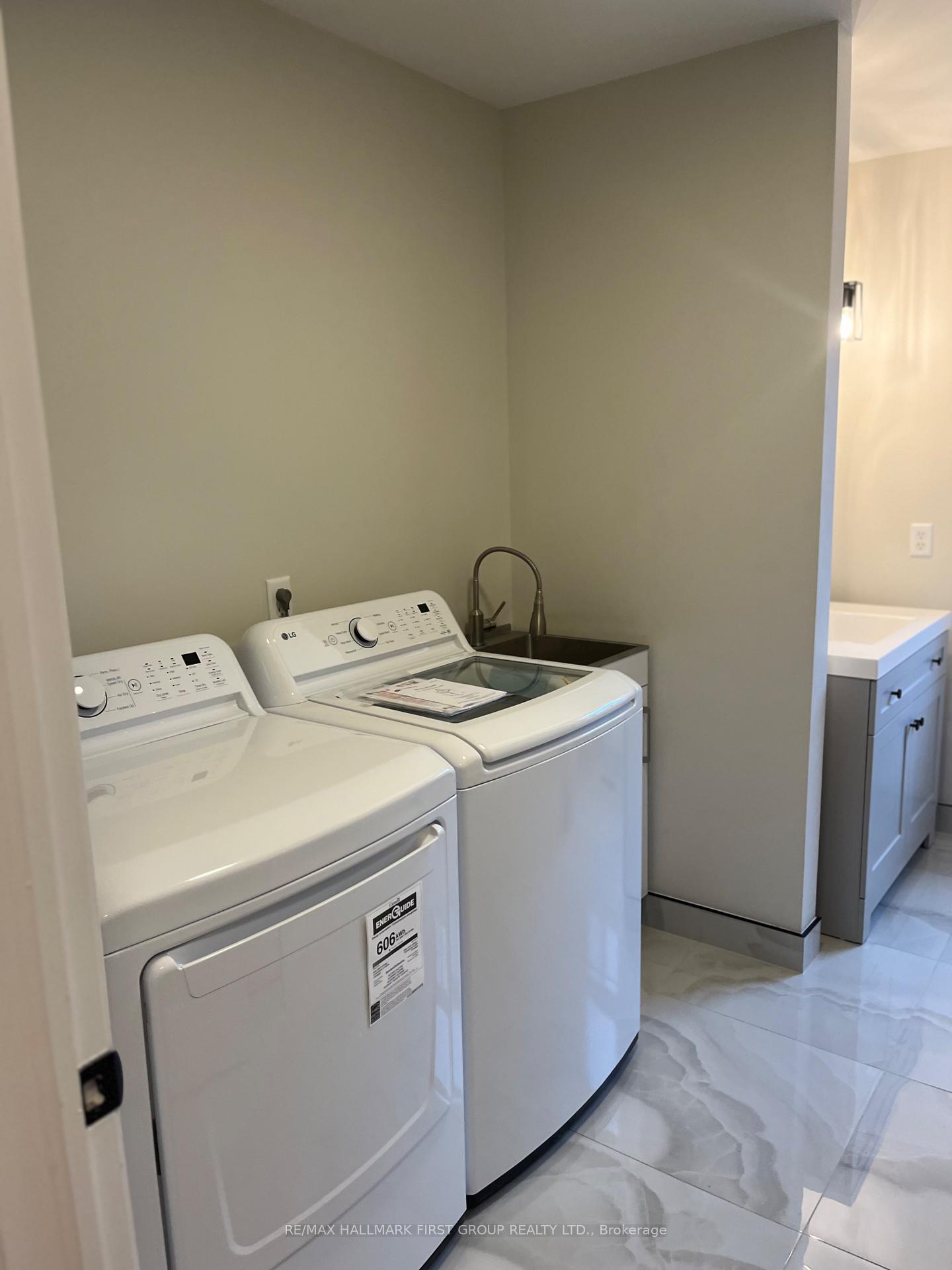 Photo 16 of Unit Upper U, 468 Mortimer Avenue, Toronto, Danforth Village-East York — HOMEH