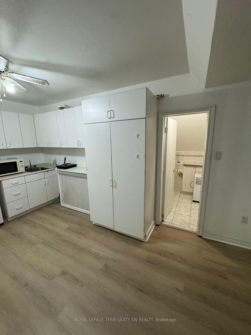 Photo 4 of Unit L, 536 Huron Street, Toronto, The Annex — HOMEH