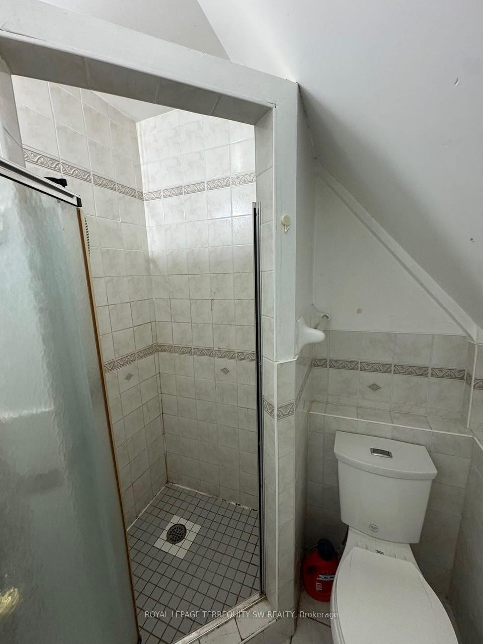 Photo 3 of Unit L, 536 Huron Street, Toronto, The Annex — HOMEH