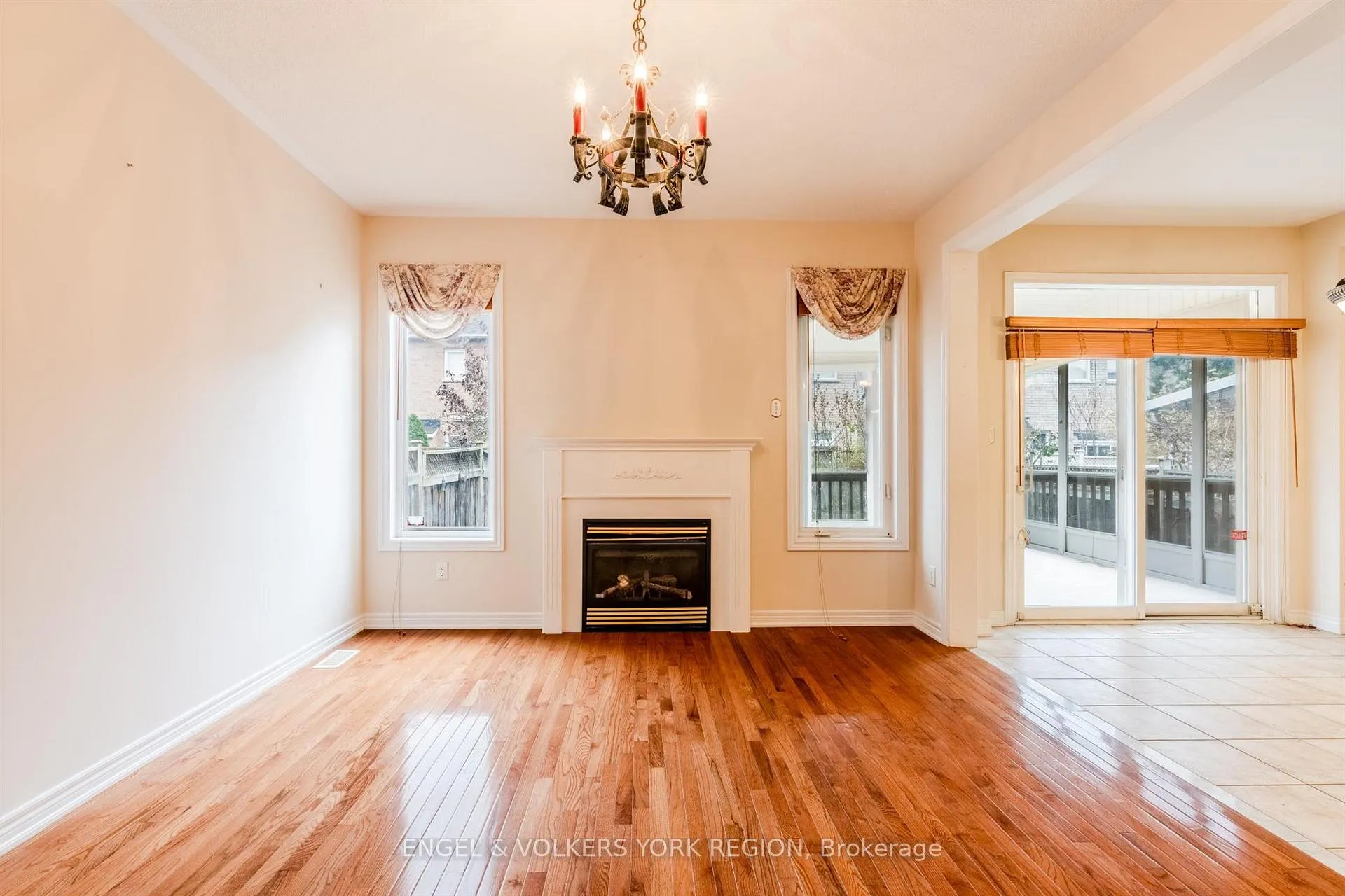 Photo 8 of 73 Saffron Street, Markham, Greensborough — HOMEH