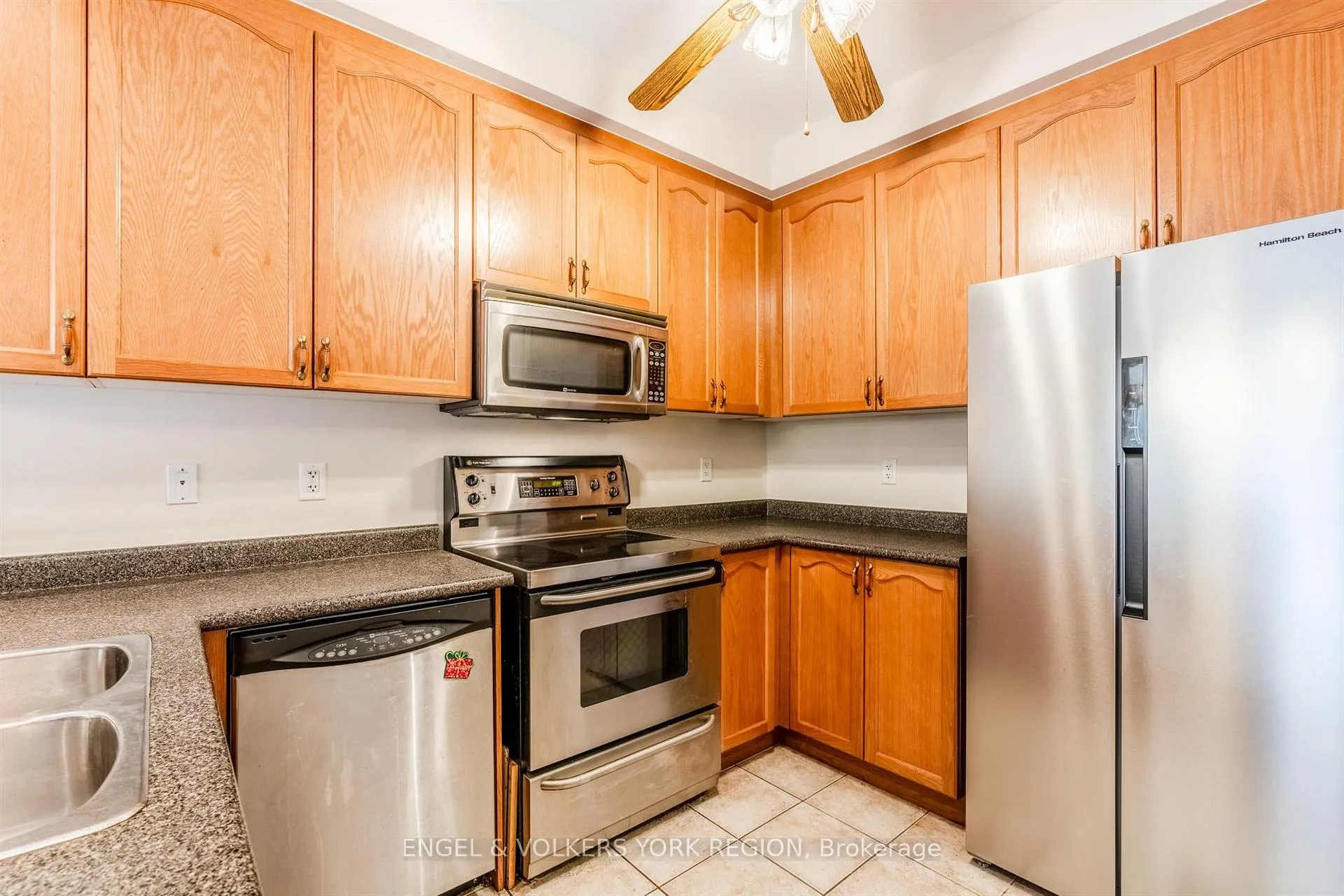Photo 12 of 73 Saffron Street, Markham, Greensborough — HOMEH