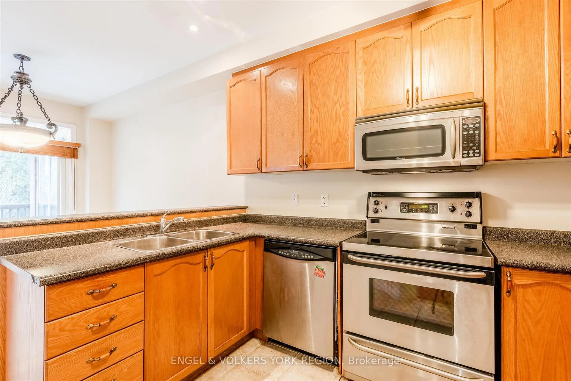 Photo 14 of 73 Saffron Street, Markham, Greensborough — HOMEH