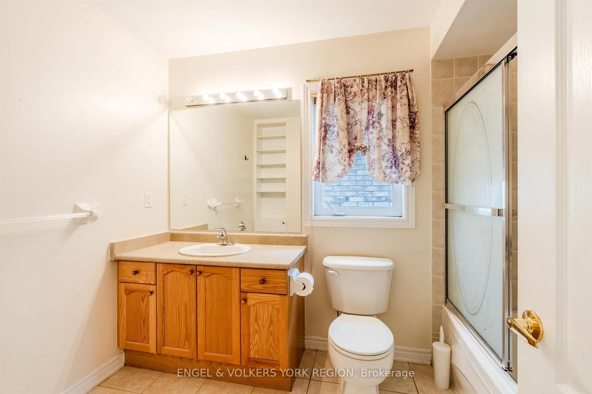 Photo 32 of 73 Saffron Street, Markham, Greensborough — HOMEH