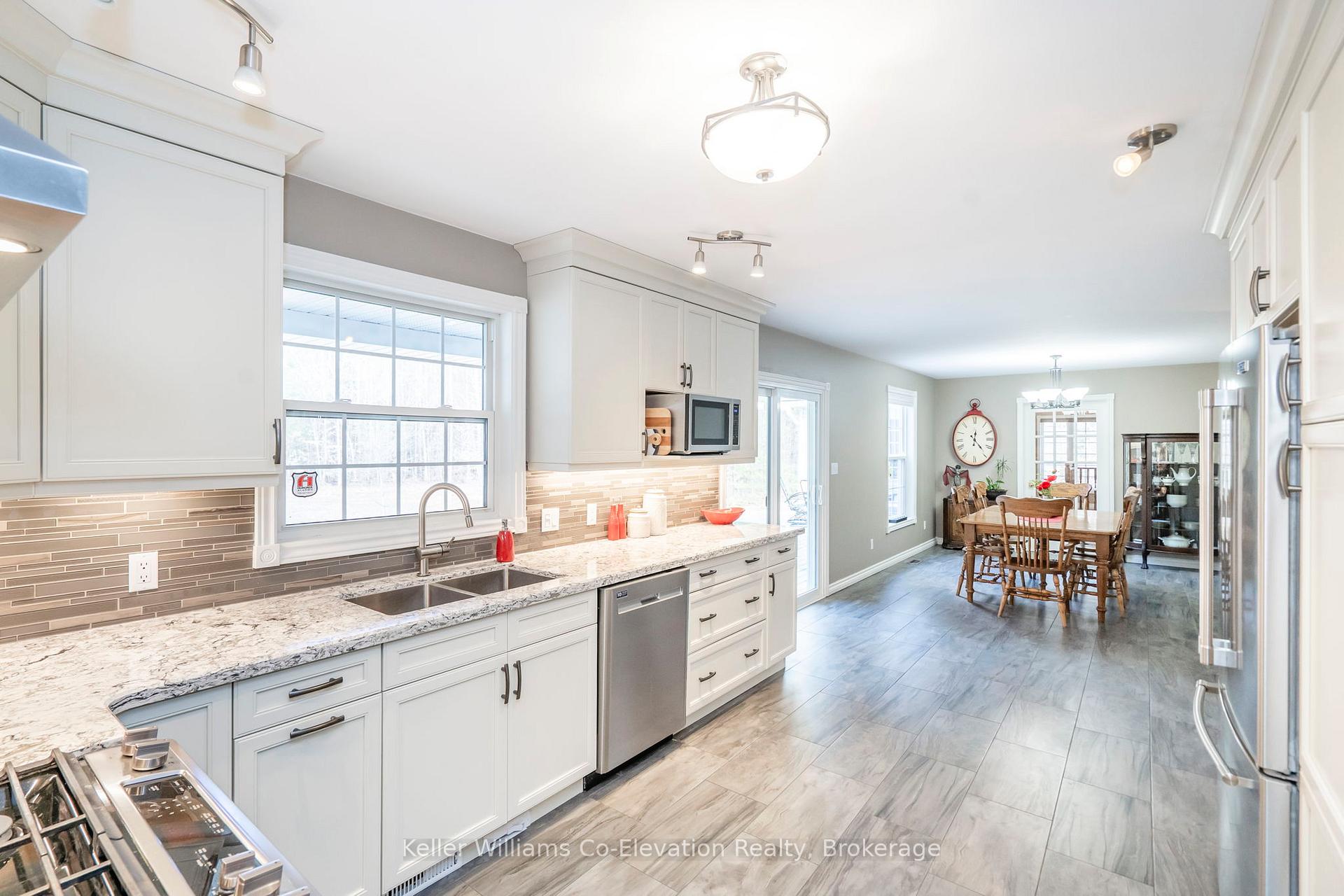 Photo 10 of 9 Whippoorwill Drive, Ottawa, Rothwell Heights — HOMEH
