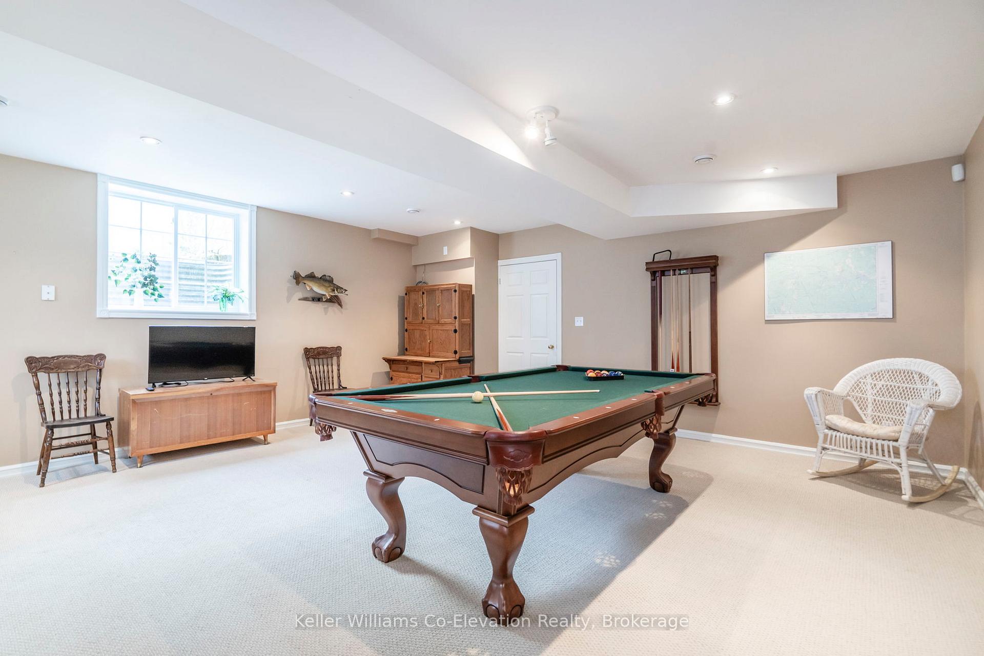 Photo 29 of 9 Whippoorwill Drive, Ottawa, Rothwell Heights — HOMEH