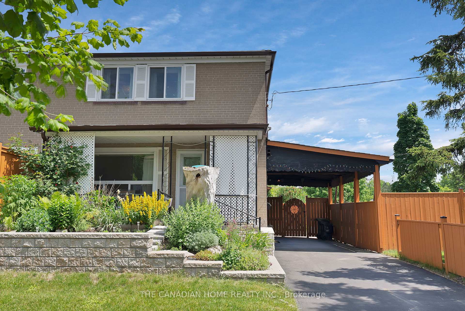 Photo 1 of 1 Shier Drive, Scarborough, Woburn — HOMEH