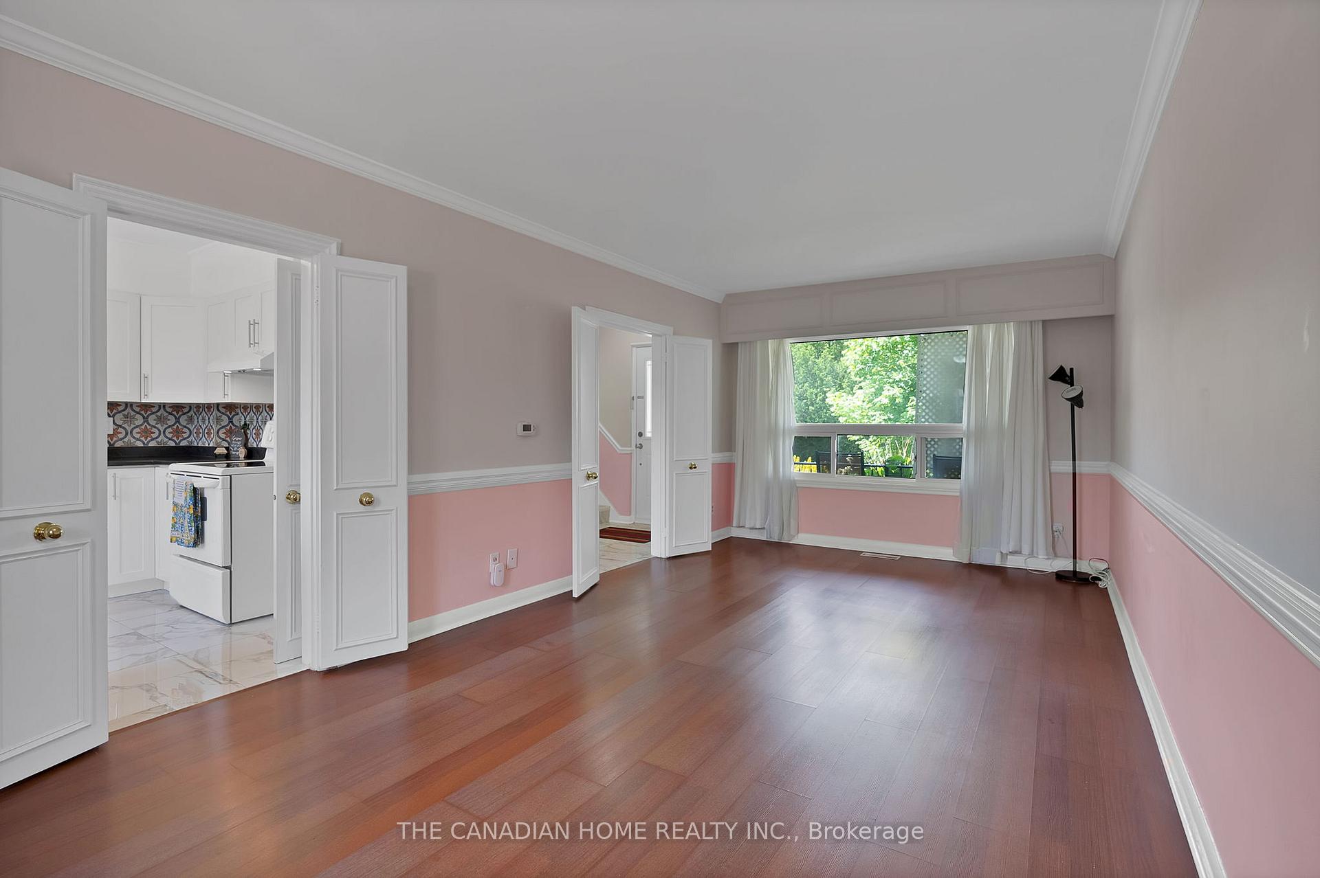 Photo 11 of 1 Shier Drive, Scarborough, Woburn — HOMEH