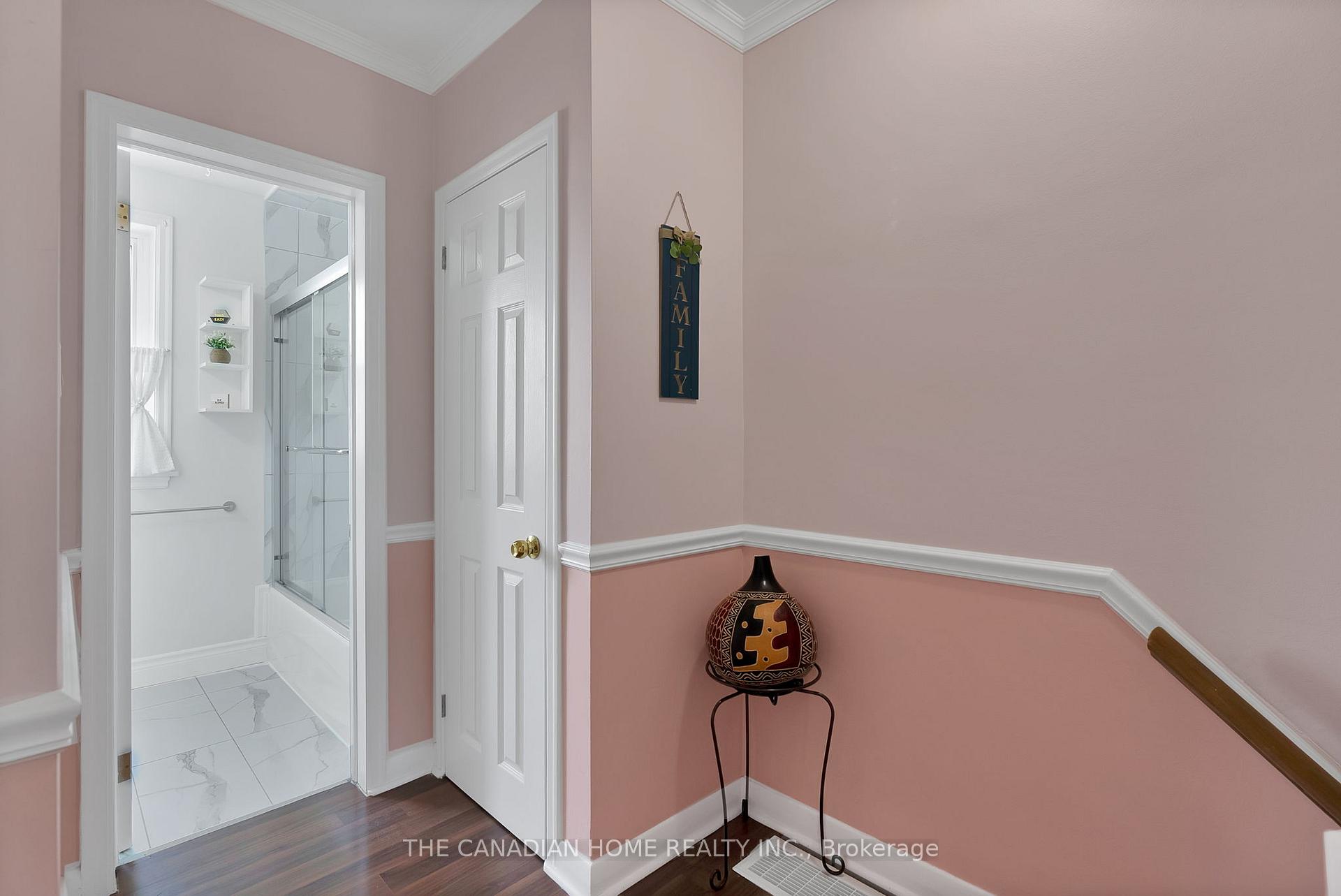 Photo 16 of 1 Shier Drive, Scarborough, Woburn — HOMEH
