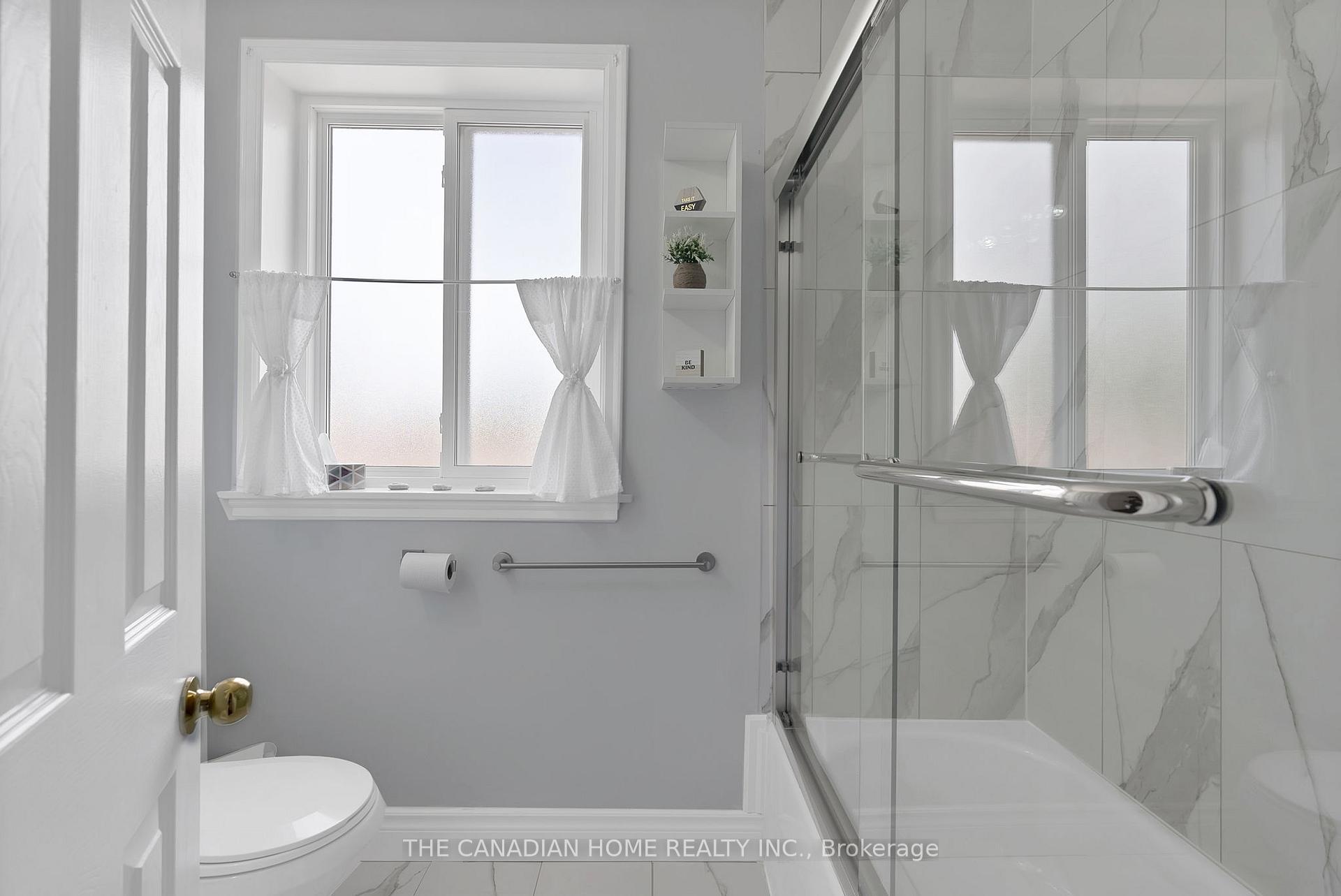 Photo 17 of 1 Shier Drive, Scarborough, Woburn — HOMEH