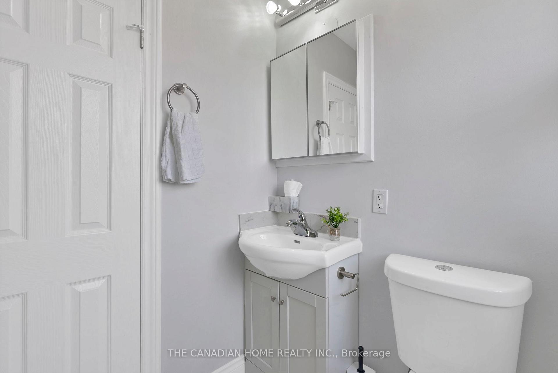 Photo 19 of 1 Shier Drive, Scarborough, Woburn — HOMEH