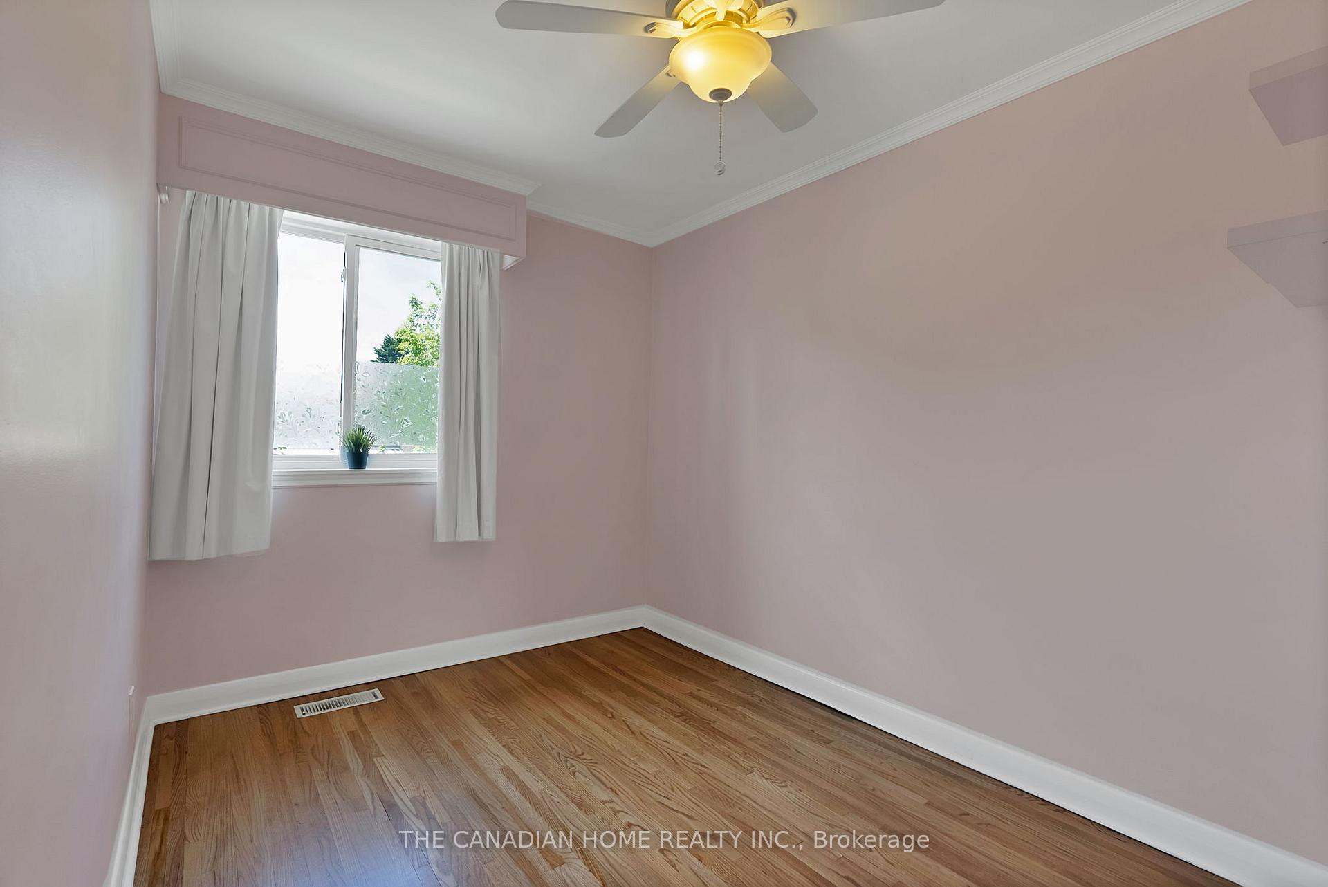 Photo 26 of 1 Shier Drive, Scarborough, Woburn — HOMEH