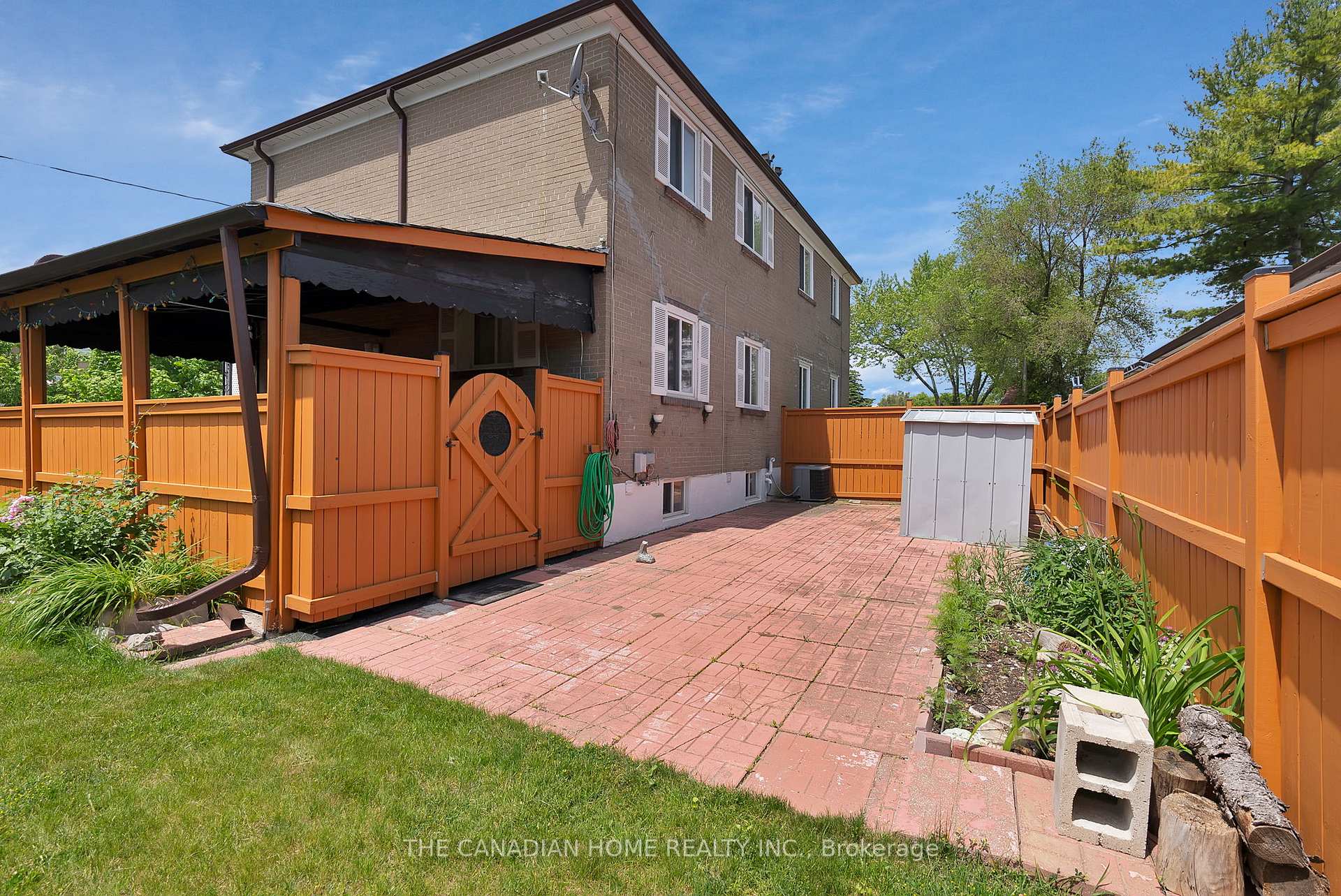 Photo 37 of 1 Shier Drive, Scarborough, Woburn — HOMEH