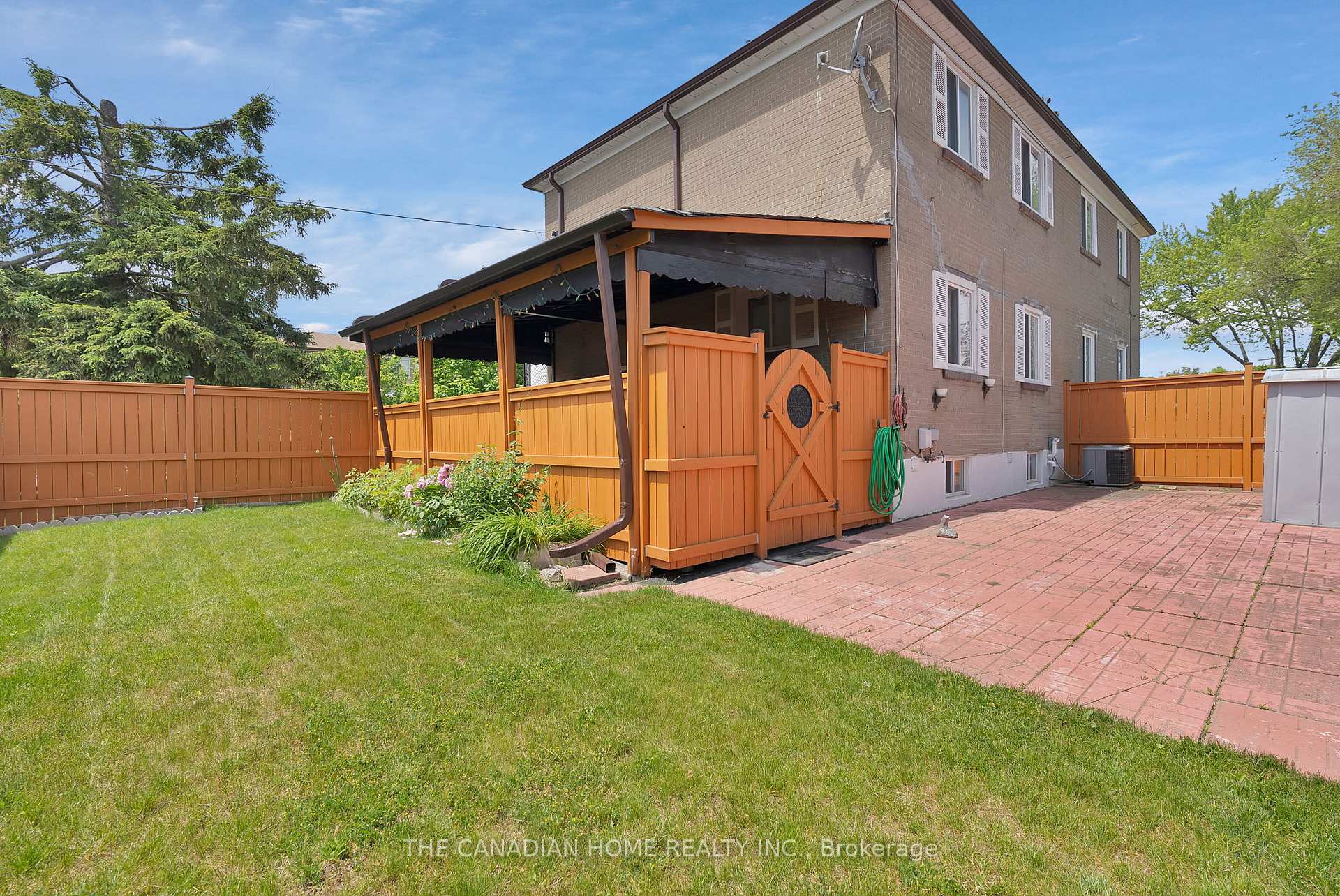 Photo 38 of 1 Shier Drive, Scarborough, Woburn — HOMEH