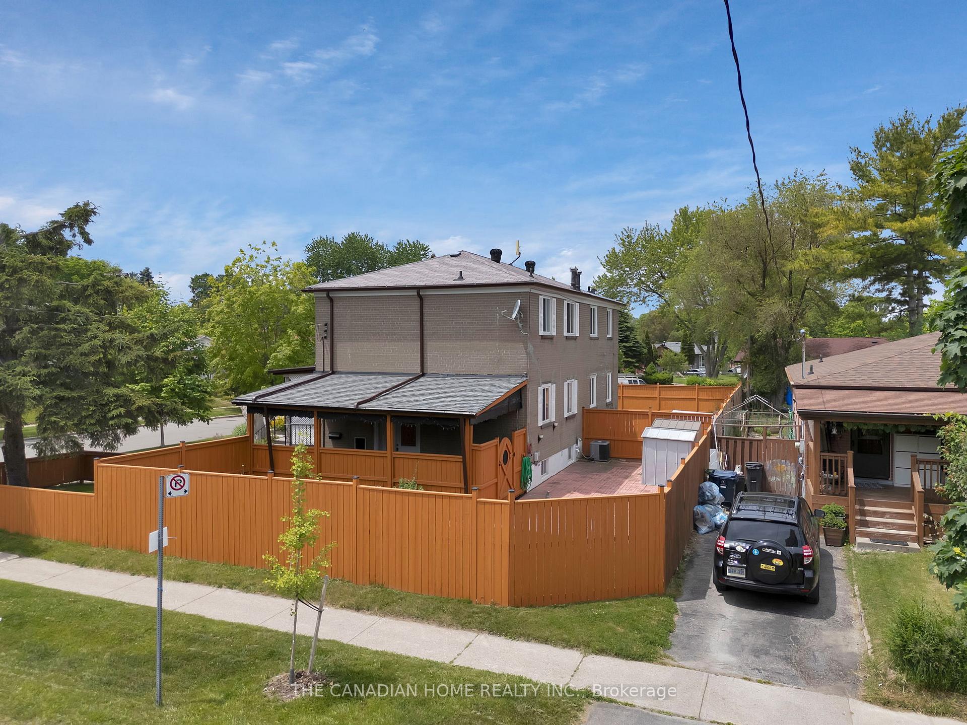 Photo 42 of 1 Shier Drive, Scarborough, Woburn — HOMEH