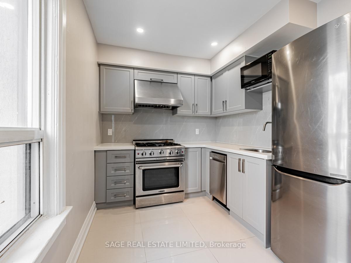 Photo 9 of Unit Upper, 130 Marchmount Road, Toronto, Wychwood — HOMEH