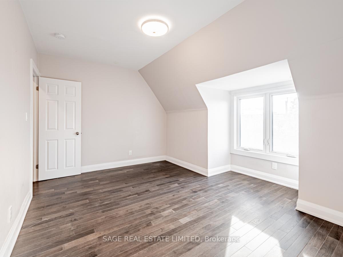 Photo 14 of Unit Upper, 130 Marchmount Road, Toronto, Wychwood — HOMEH