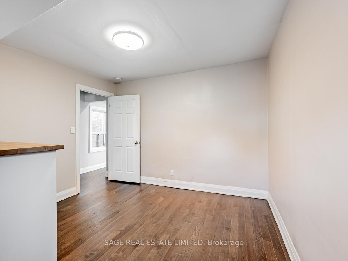 Photo 13 of Unit Upper, 130 Marchmount Road, Toronto, Wychwood — HOMEH