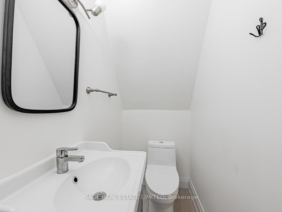Photo 12 of Unit Upper, 130 Marchmount Road, Toronto, Wychwood — HOMEH