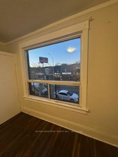 Photo 13 of Unit Apt. 4, 214 Gillard Avenue, Toronto, Greenwood-Coxwell — HOMEH