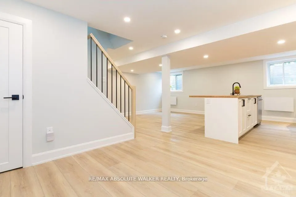 Photo 6 of 2606B Cleroux Crescent, Ottawa, Blackburn Hamlet (South) — HOMEH