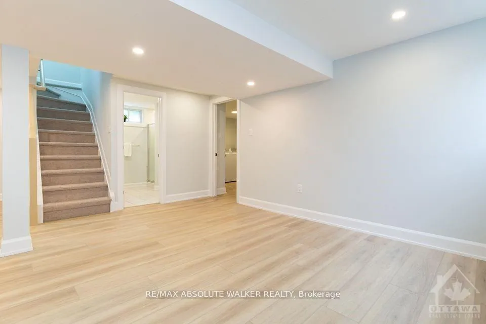 Photo 8 of 2606B Cleroux Crescent, Ottawa, Blackburn Hamlet (South) — HOMEH