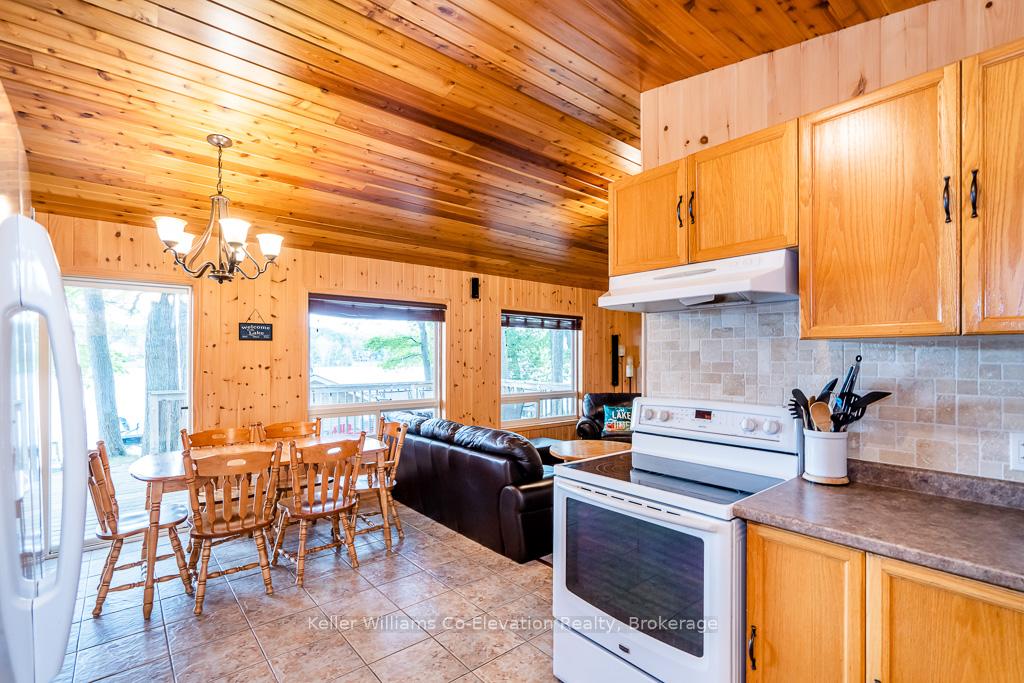 Photo 6 of 180 Farlain Lake Road E, Tiny, Rural Tiny — HOMEH