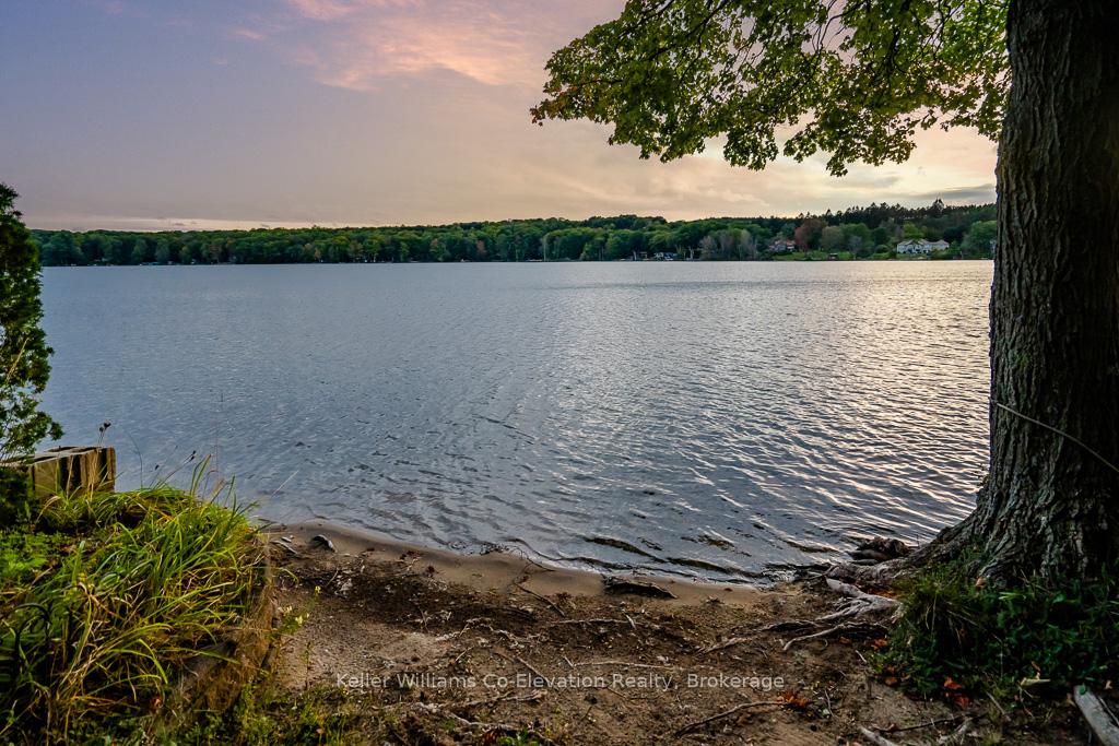 Photo 23 of 180 Farlain Lake Road E, Tiny, Rural Tiny — HOMEH