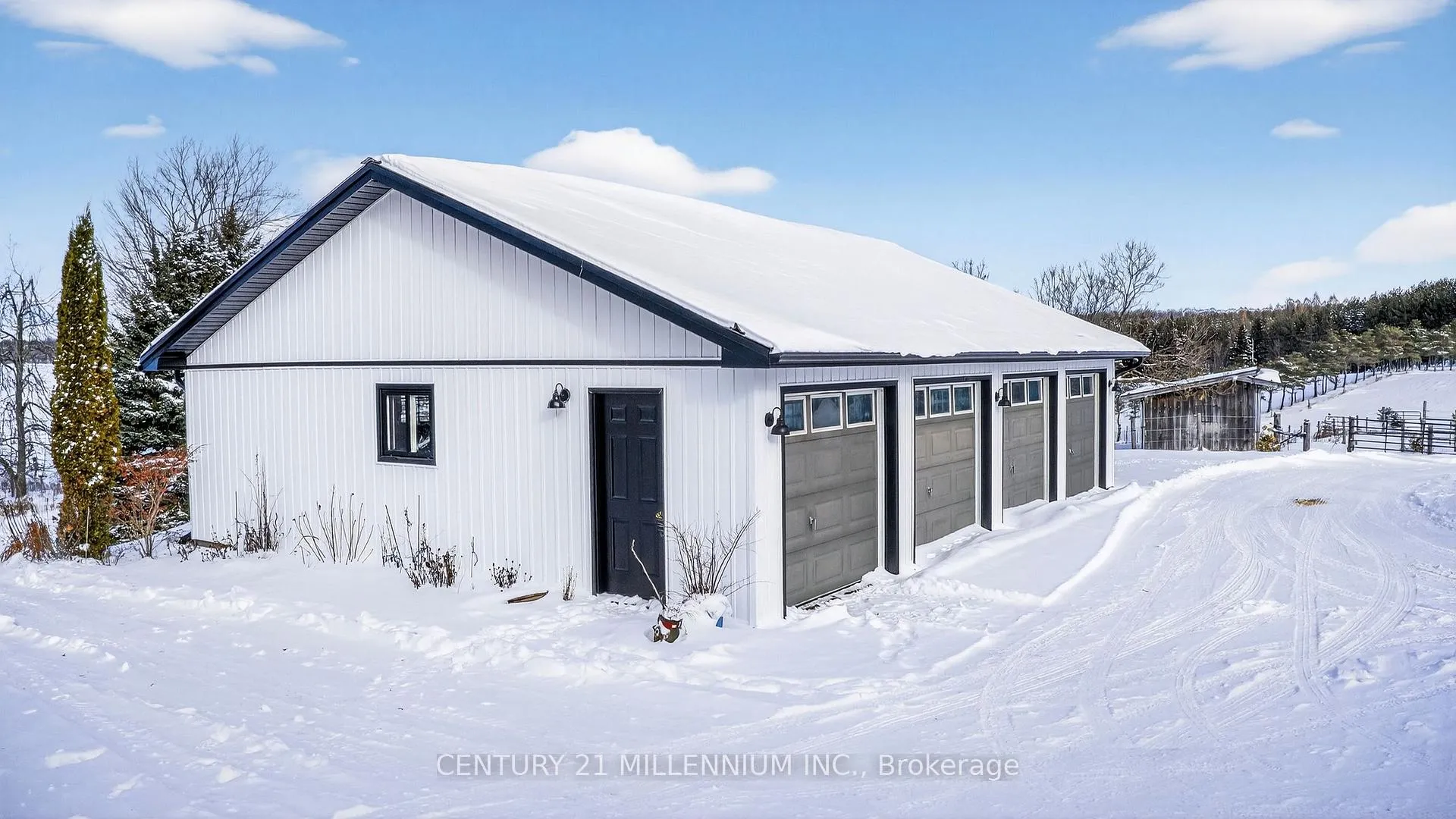 Photo 7 of 715188 1st Line E, Mono, Rural Mono — HOMEH