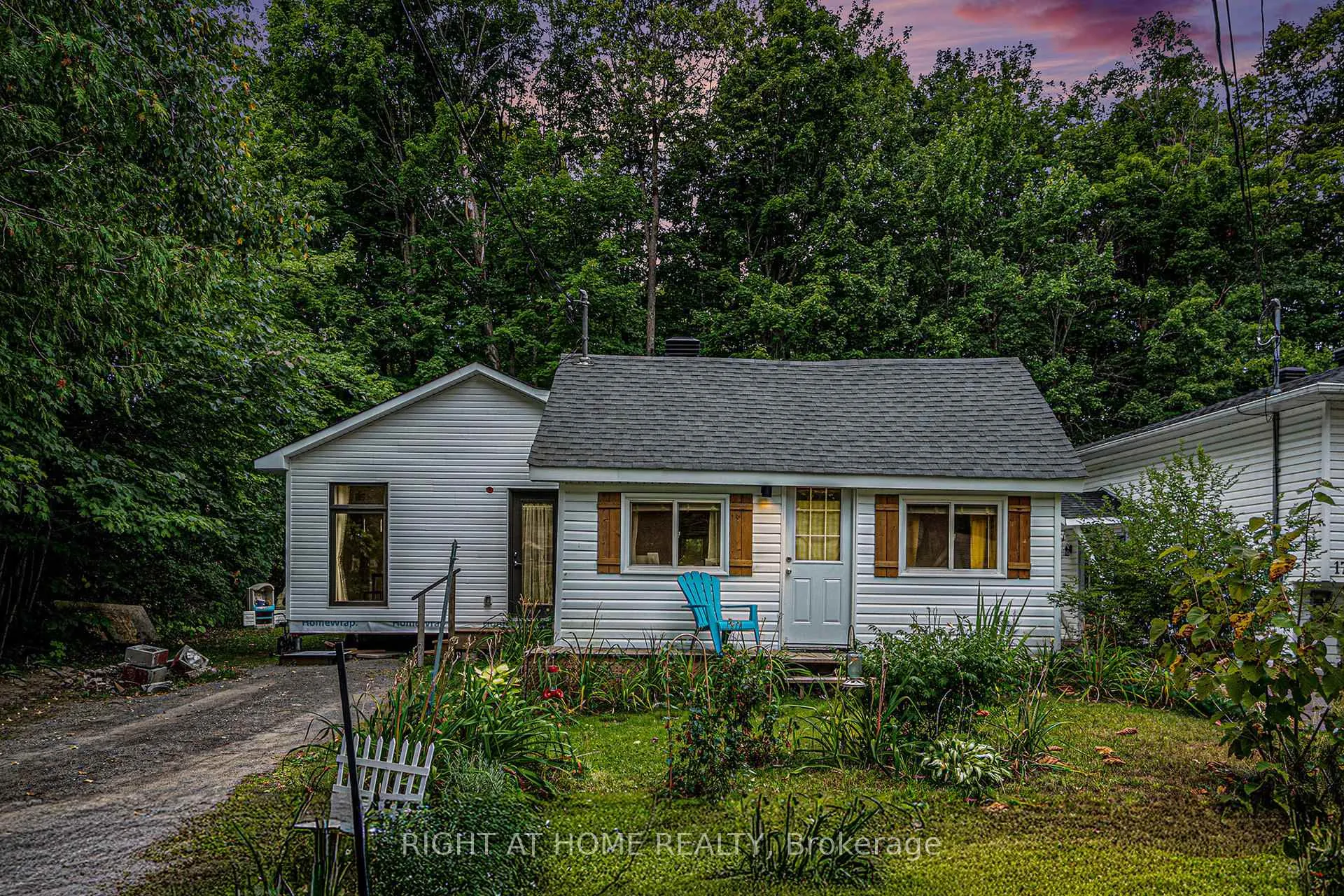 Photo 3 of 15 Willis James Lane, McNab/Braeside, Mcnab/Braeside Twps — HOMEH